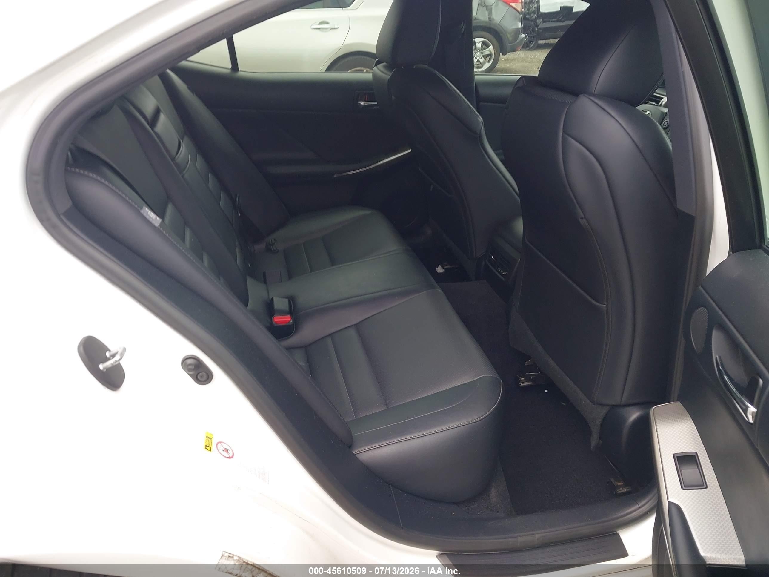 2014 Lexus Is 350   White vin: JTHBE1D20E5000410