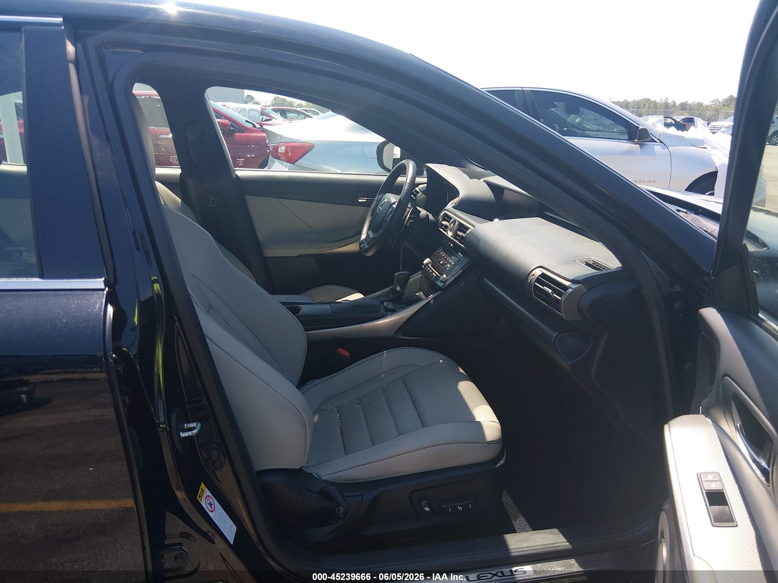 2014 Lexus Is 350   Black vin: JTHBE1D20E5001055