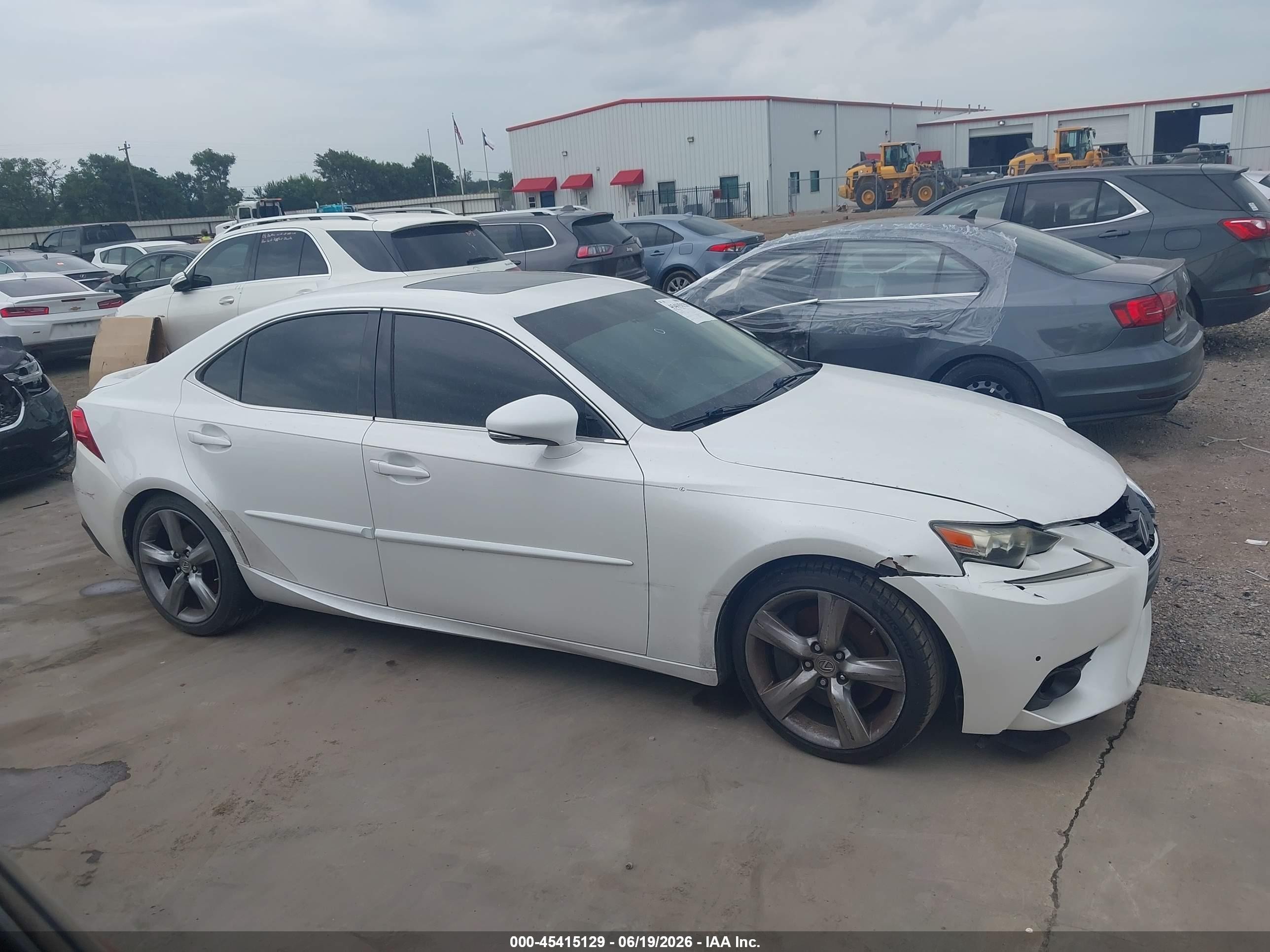 2014 Lexus Is 350   White vin: JTHBE1D20E5002710