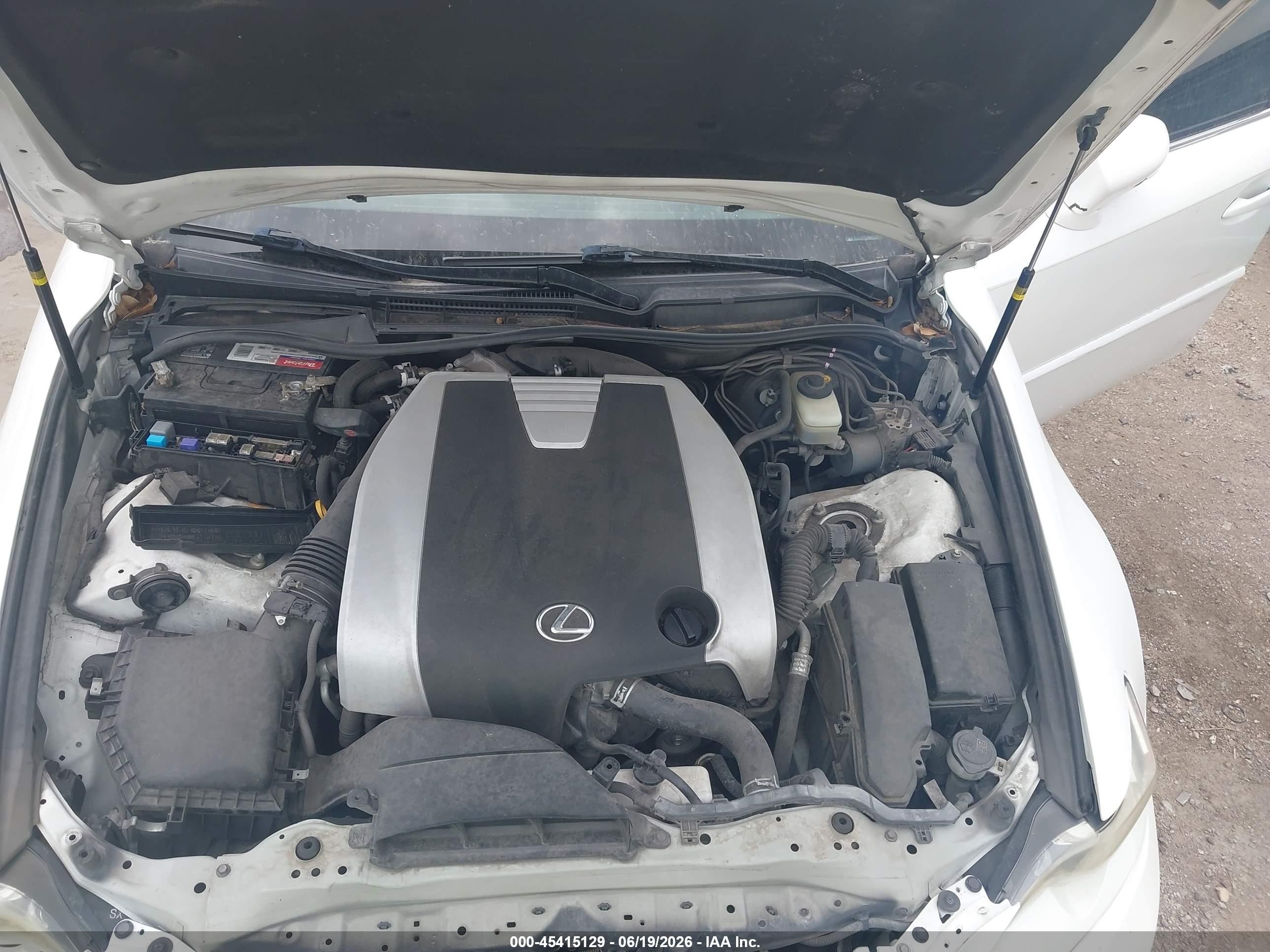 2014 Lexus Is 350   White vin: JTHBE1D20E5002710