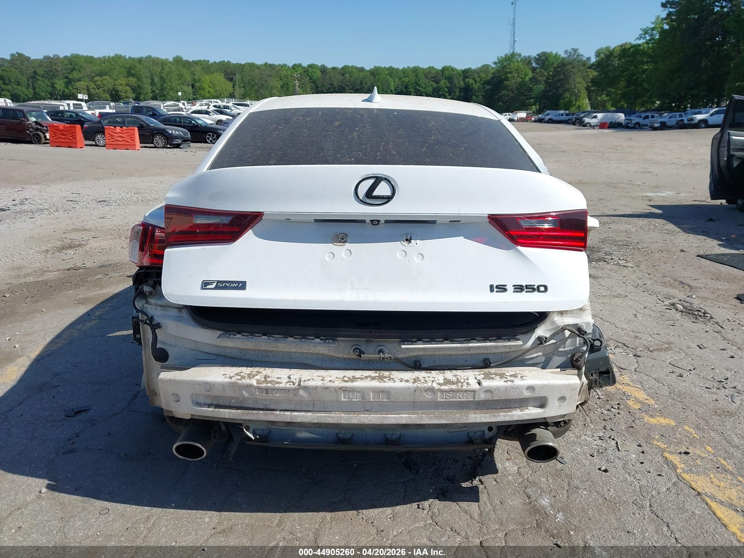 2015 Lexus Is 350   White vin: JTHBE1D21F5018285