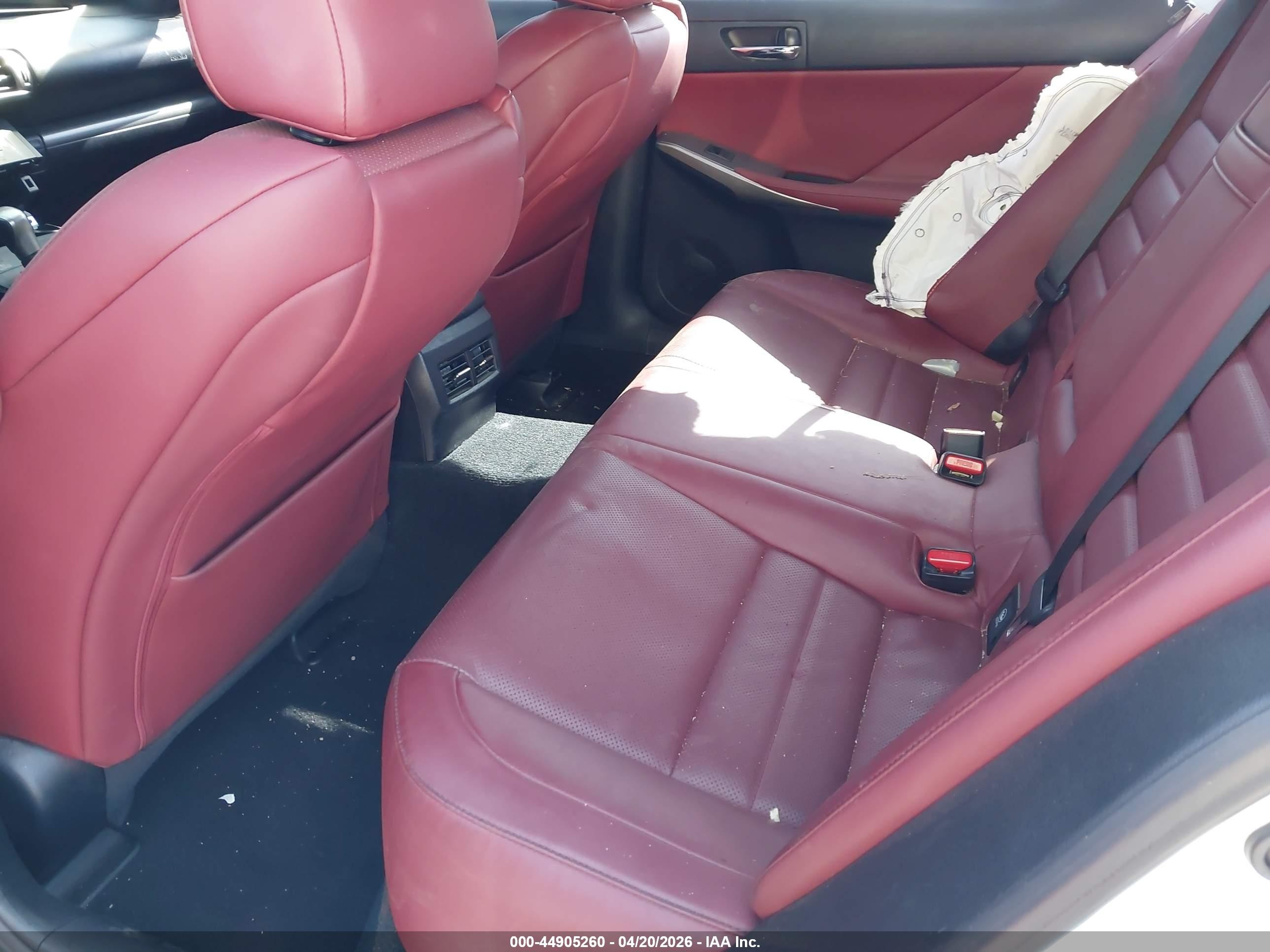 2015 Lexus Is 350   White vin: JTHBE1D21F5018285