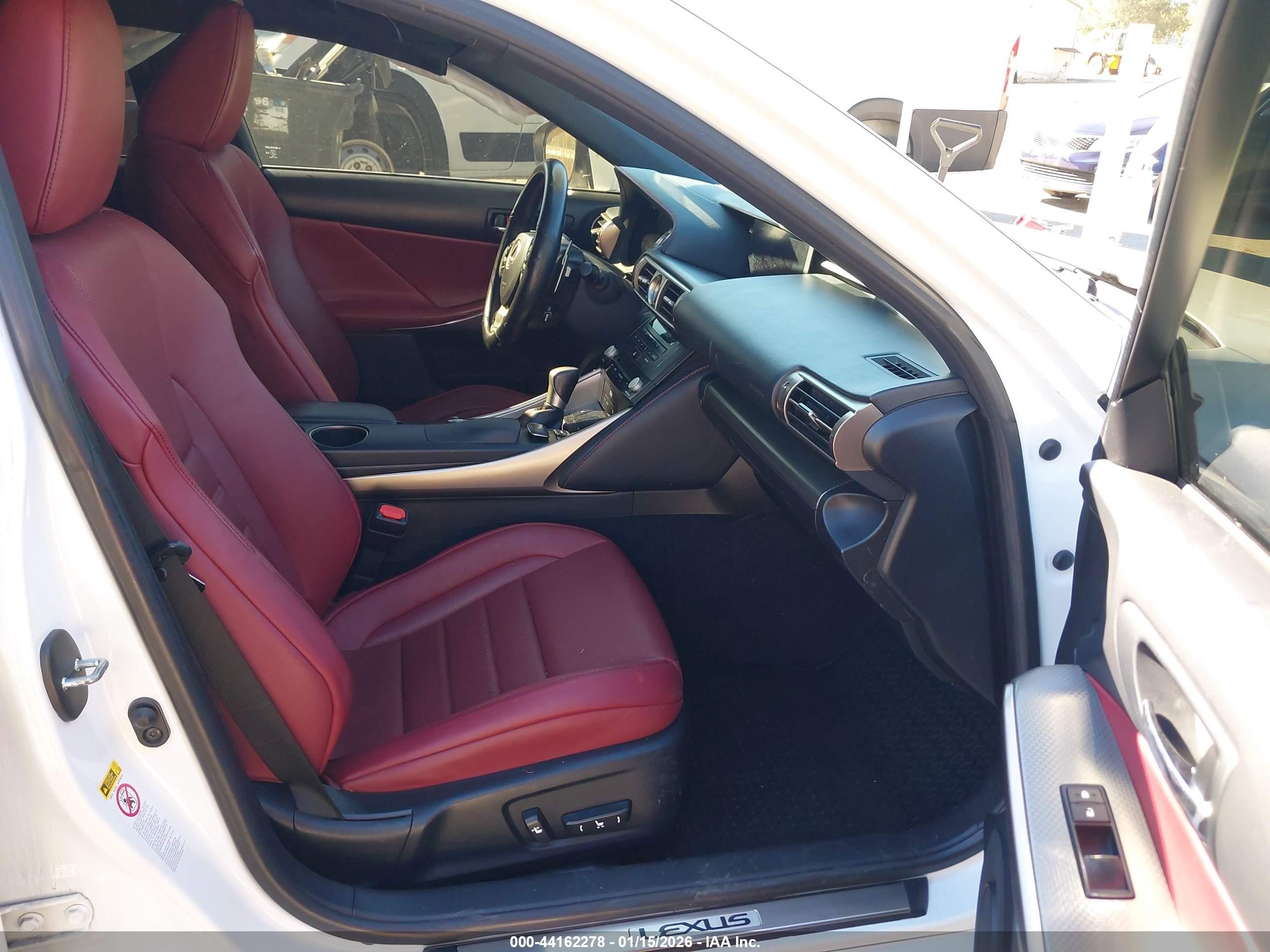 2014 Lexus Is 350   White vin: JTHBE1D22E5013997