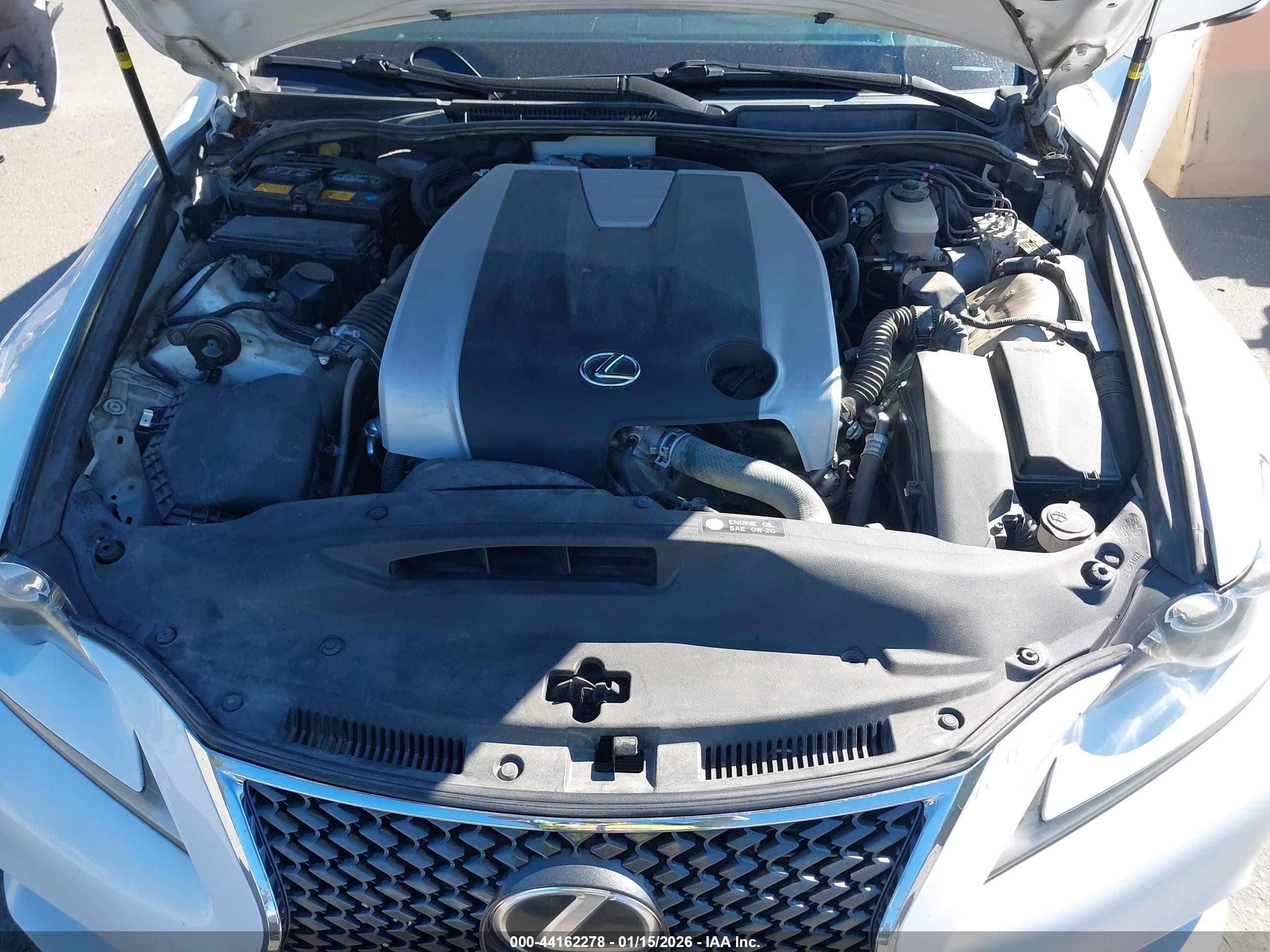2014 Lexus Is 350   White vin: JTHBE1D22E5013997