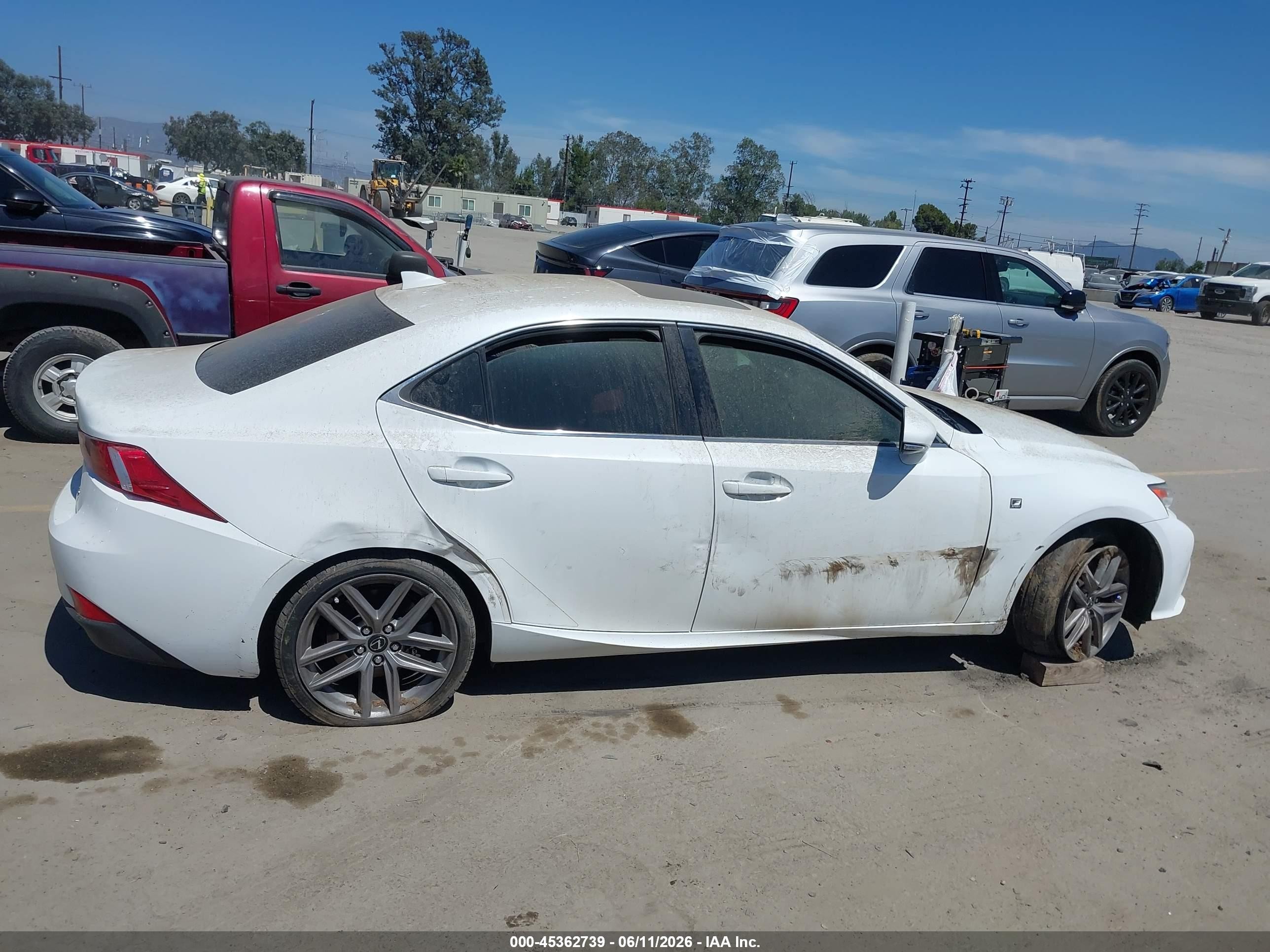 2014 Lexus Is 350   White vin: JTHBE1D24E5005559