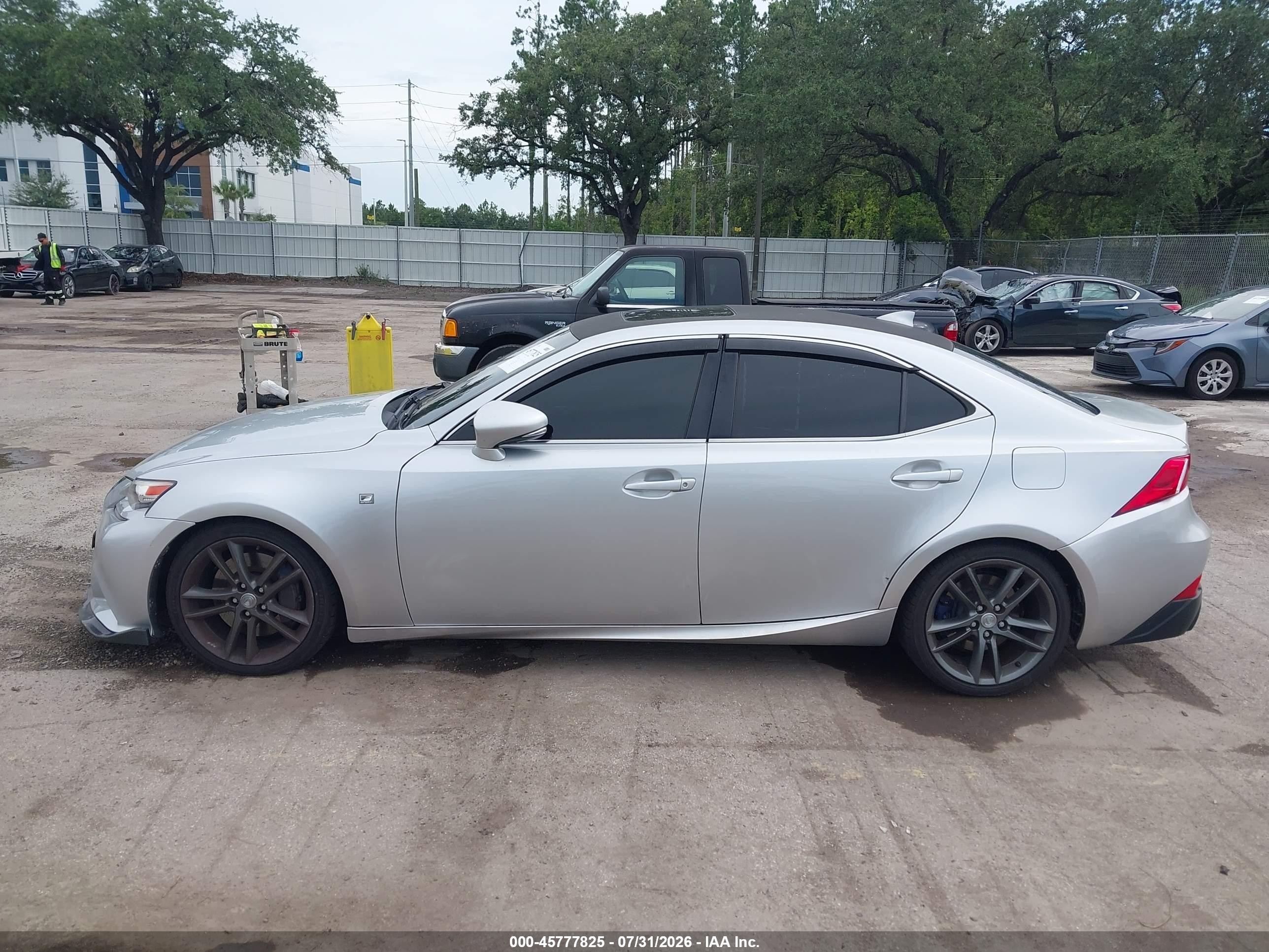 2014 Lexus Is 350   Silver vin: JTHBE1D24E5013404