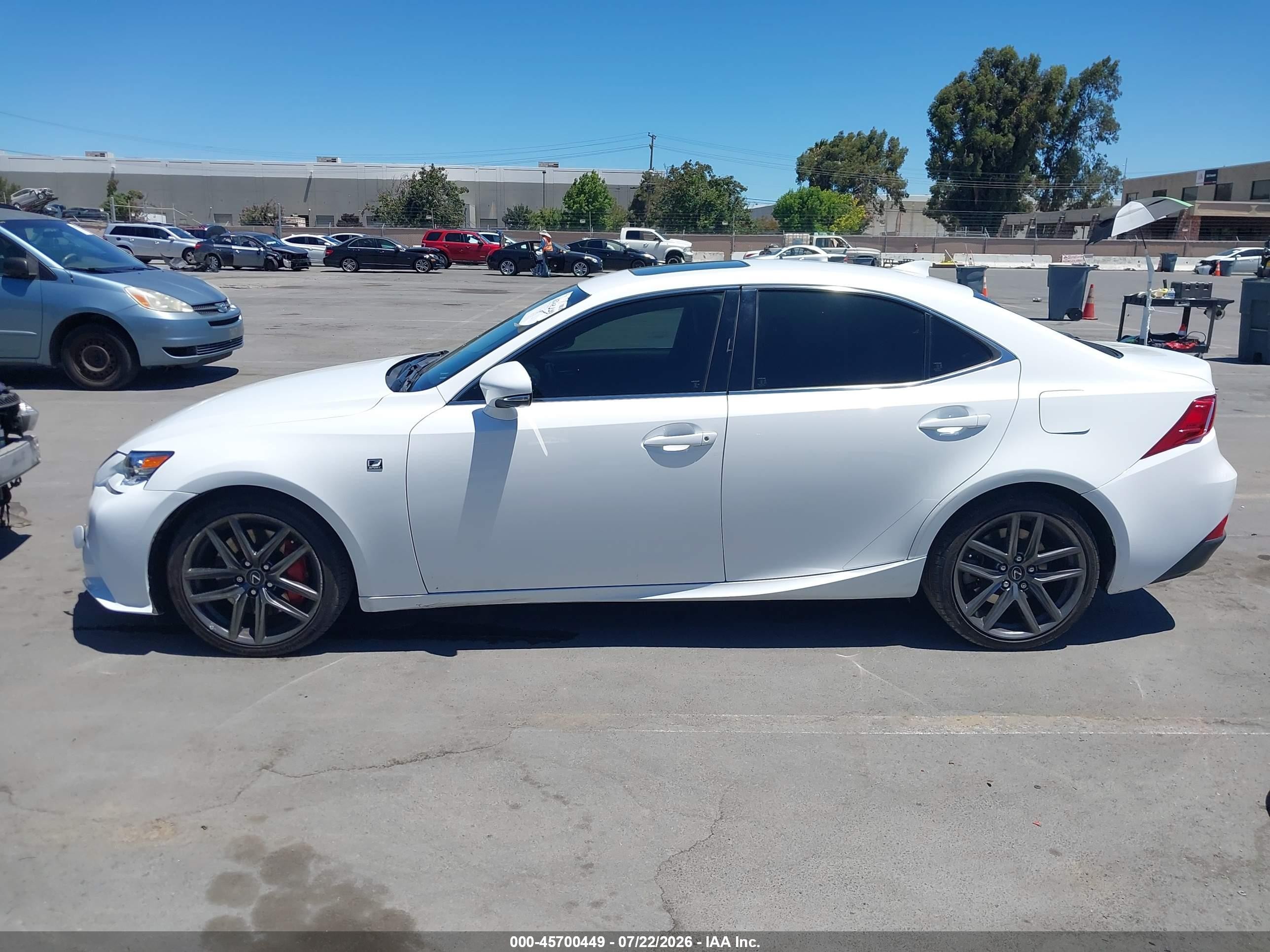 2014 Lexus Is 350   White vin: JTHBE1D25E5010737