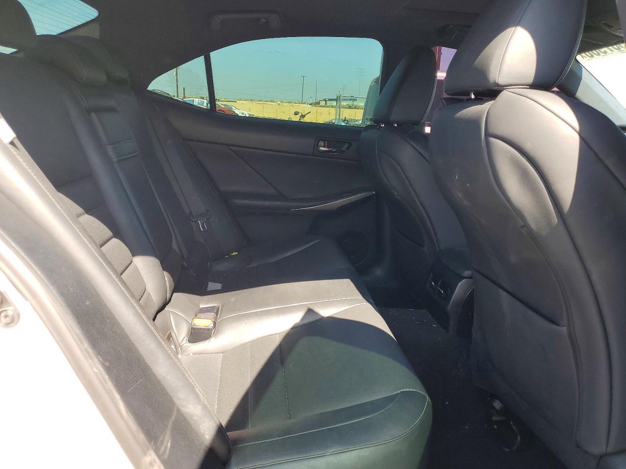 2015 Lexus Is 350 White vin: JTHBE1D27F5019070