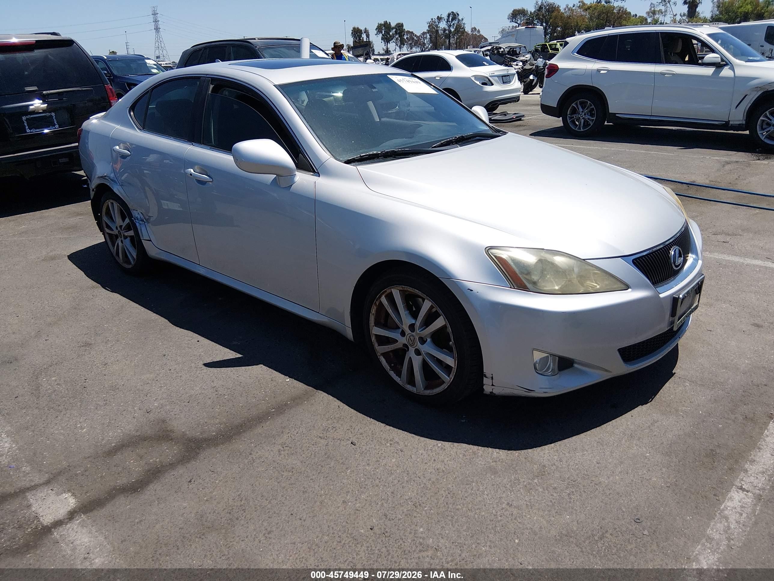 2007 Lexus Is 350   Silver vin: JTHBE262072008028