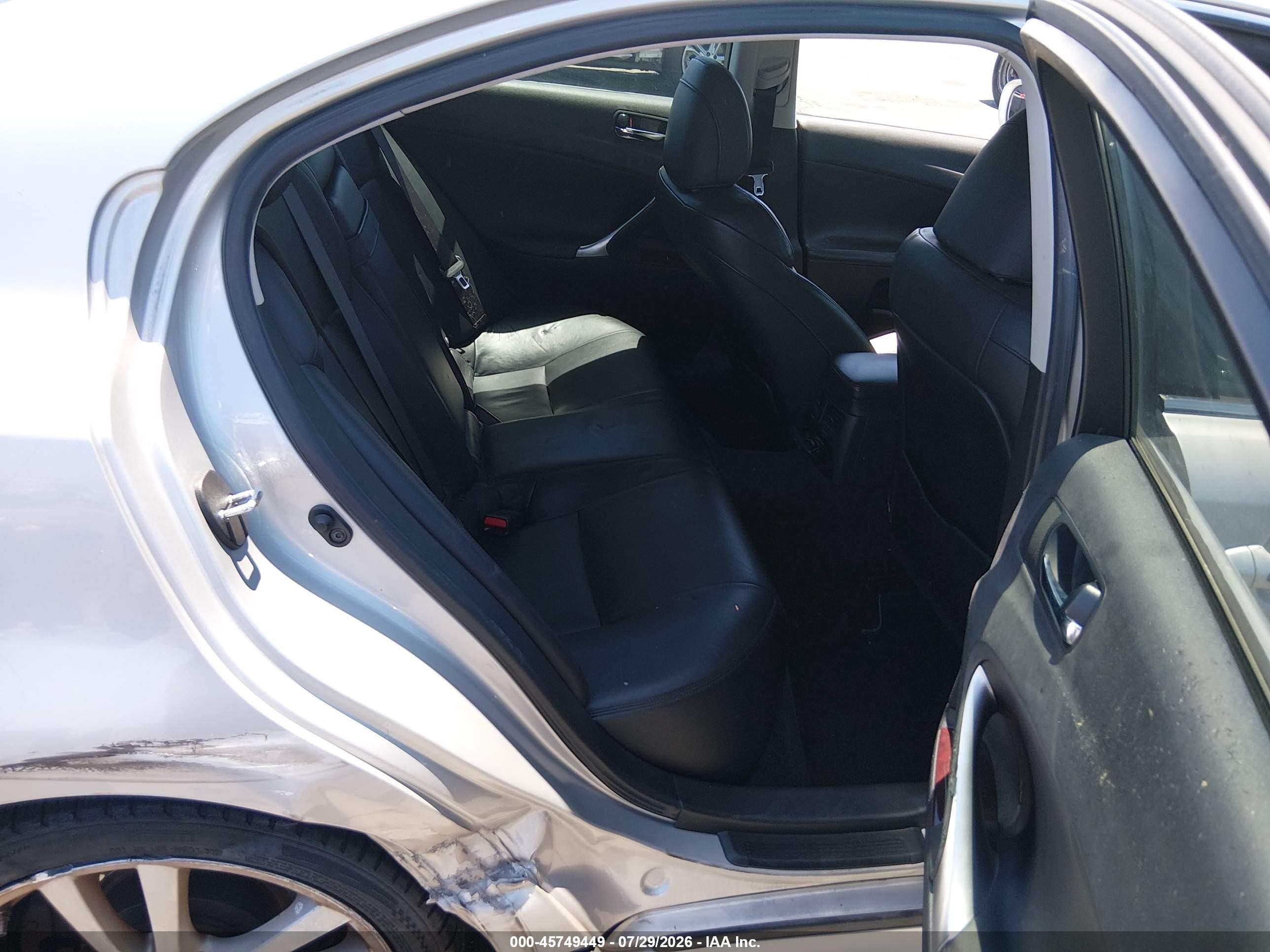 2007 Lexus Is 350   Silver vin: JTHBE262072008028