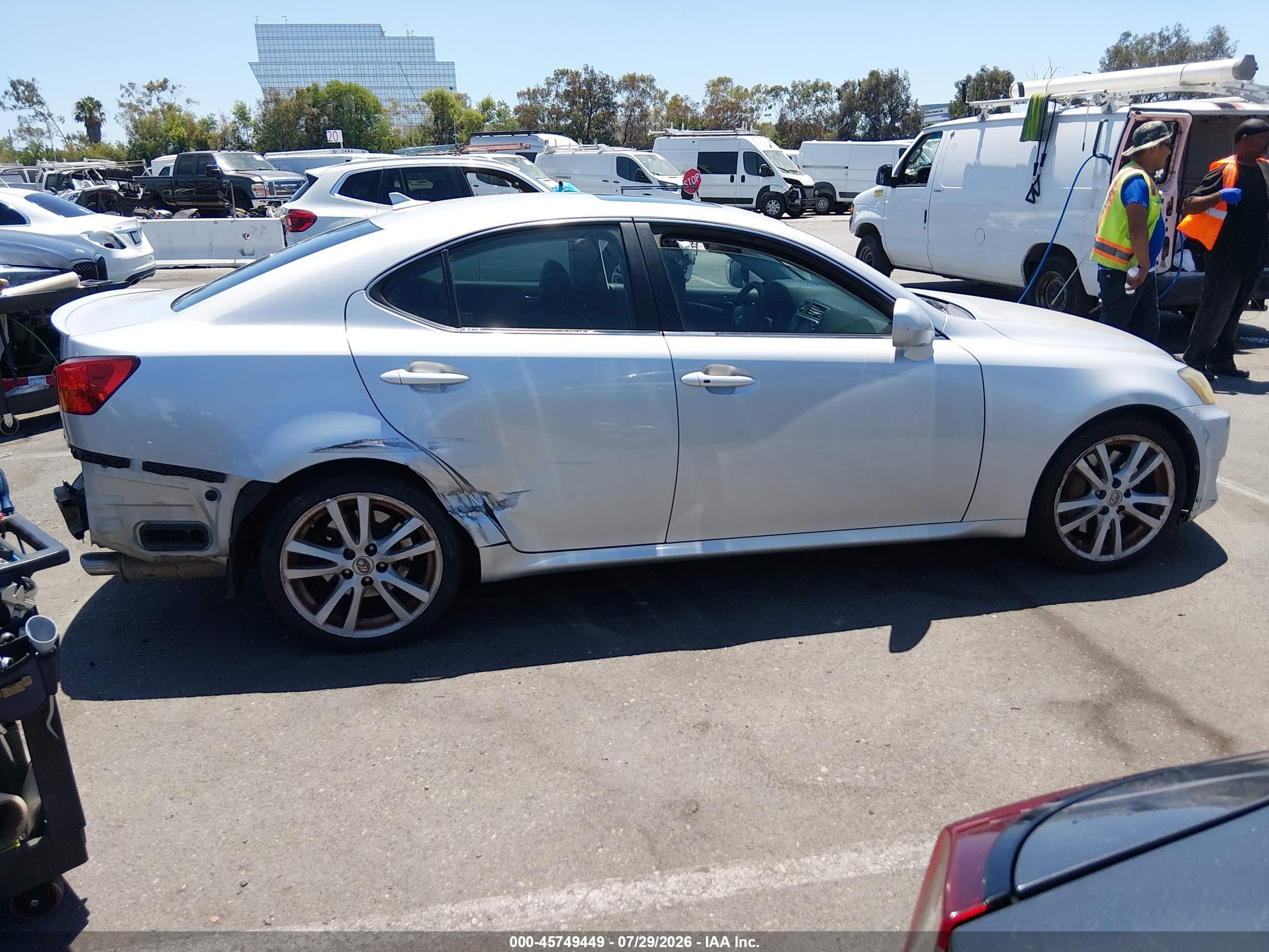 2007 Lexus Is 350   Silver vin: JTHBE262072008028