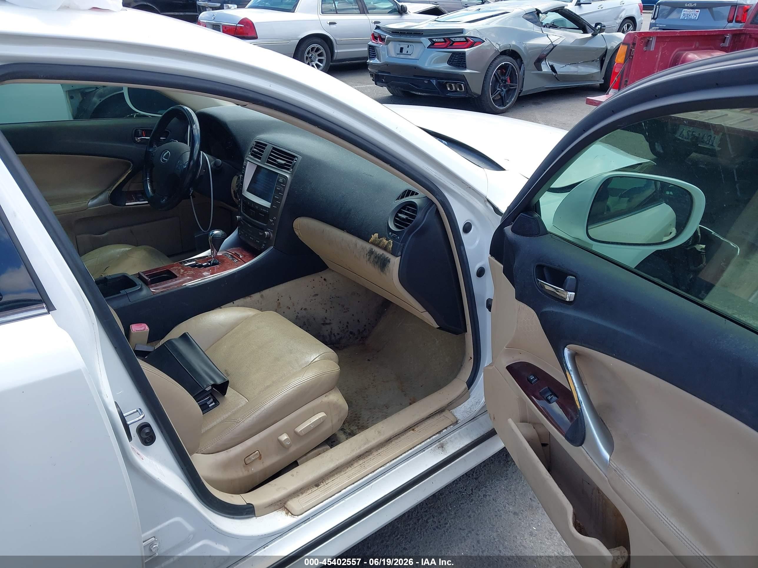 2007 Lexus Is 350   White vin: JTHBE262072009874