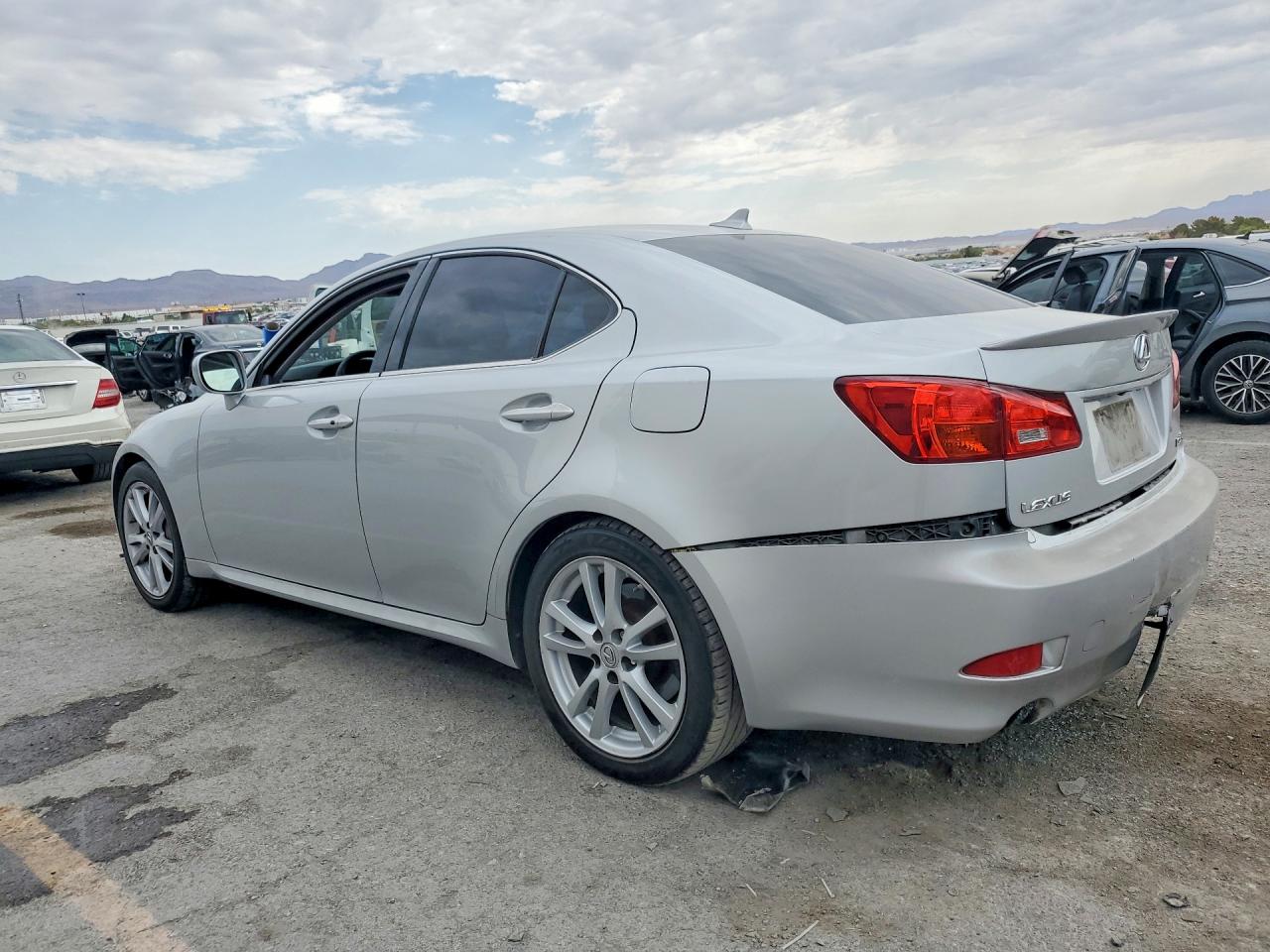 2007 Lexus Is 350 Silver vin: JTHBE262072012547