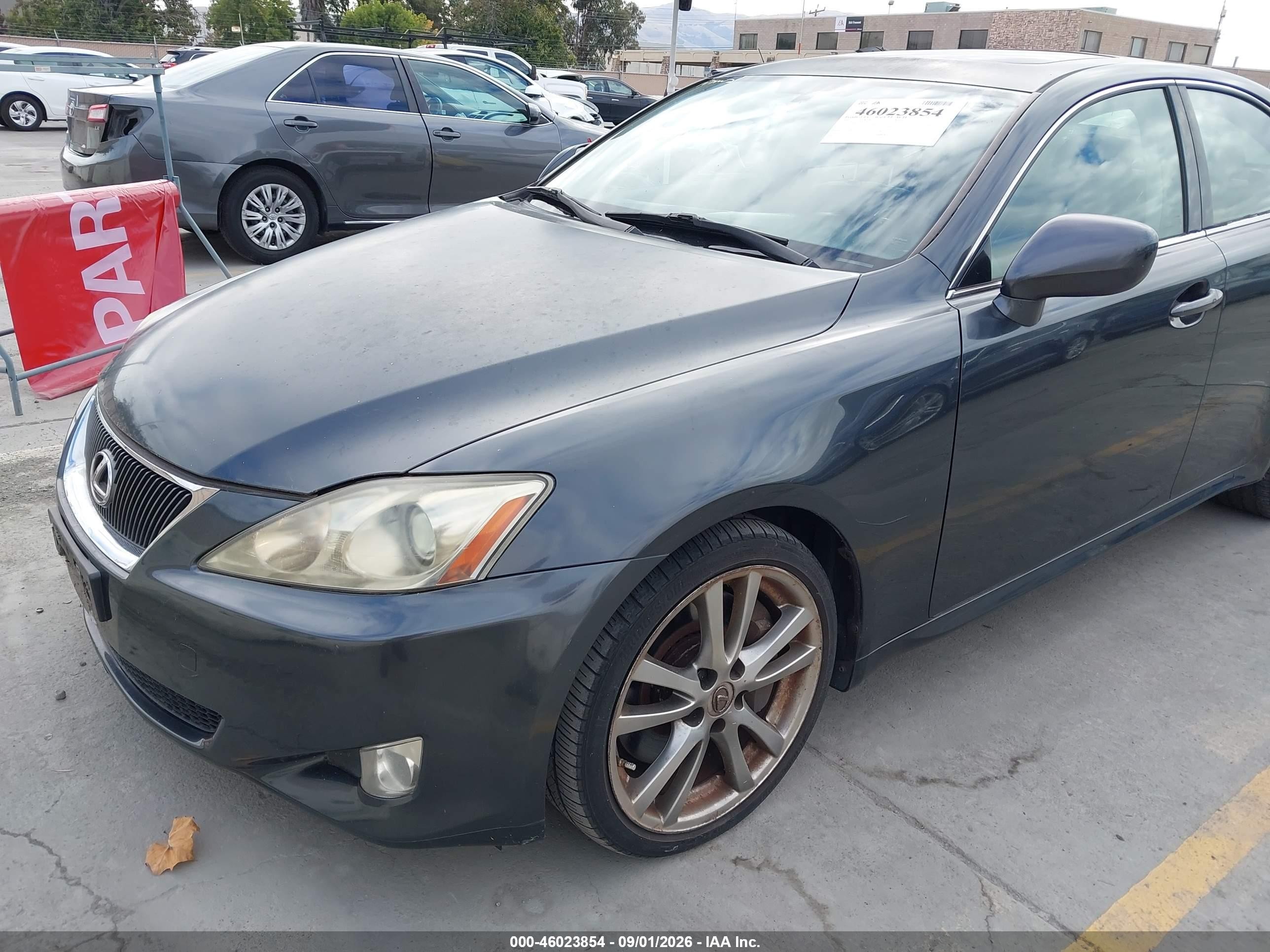 2008 Lexus Is 350   Black vin: JTHBE262185021581