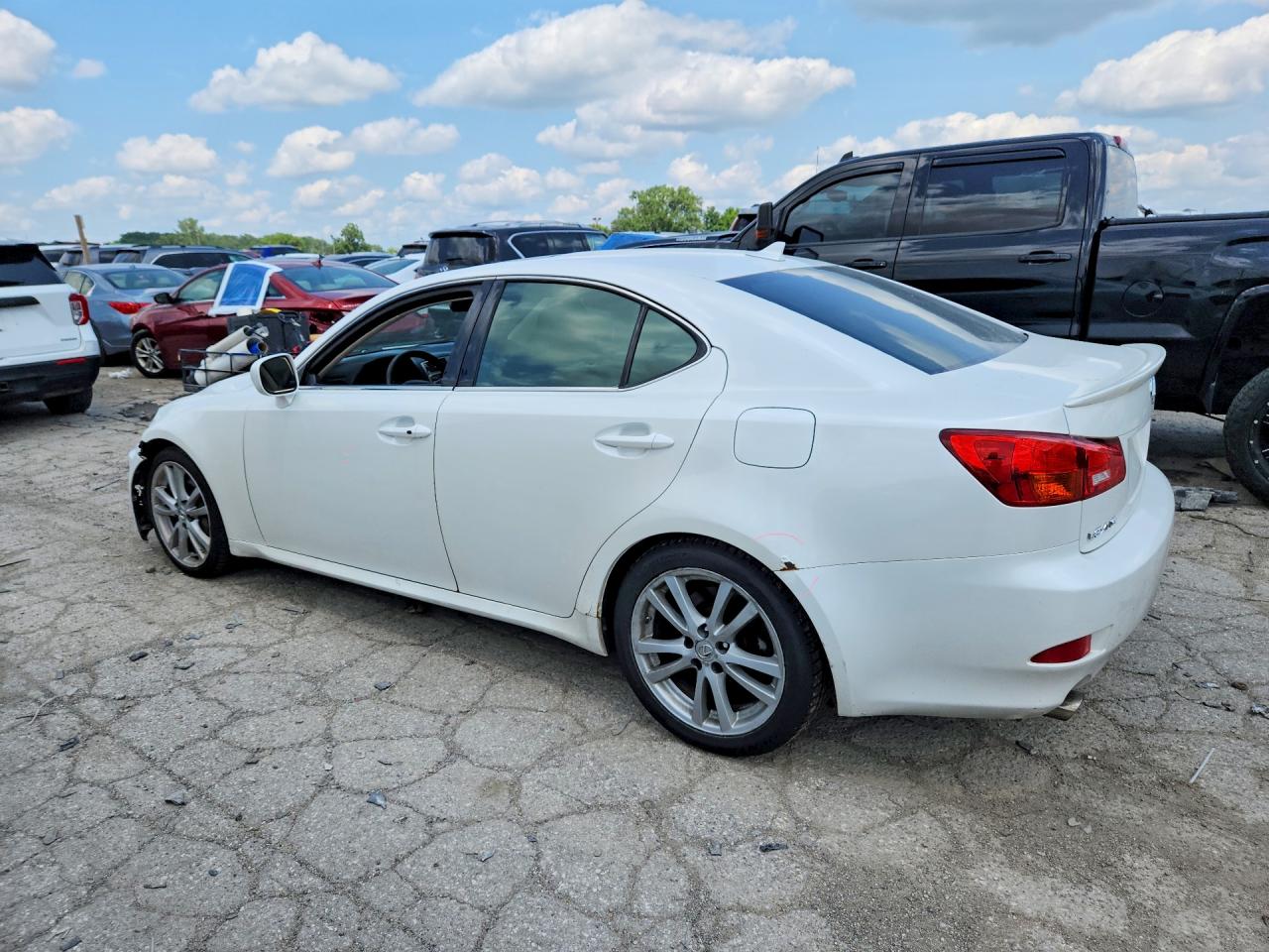 2007 Lexus Is 350 White vin: JTHBE262275016047