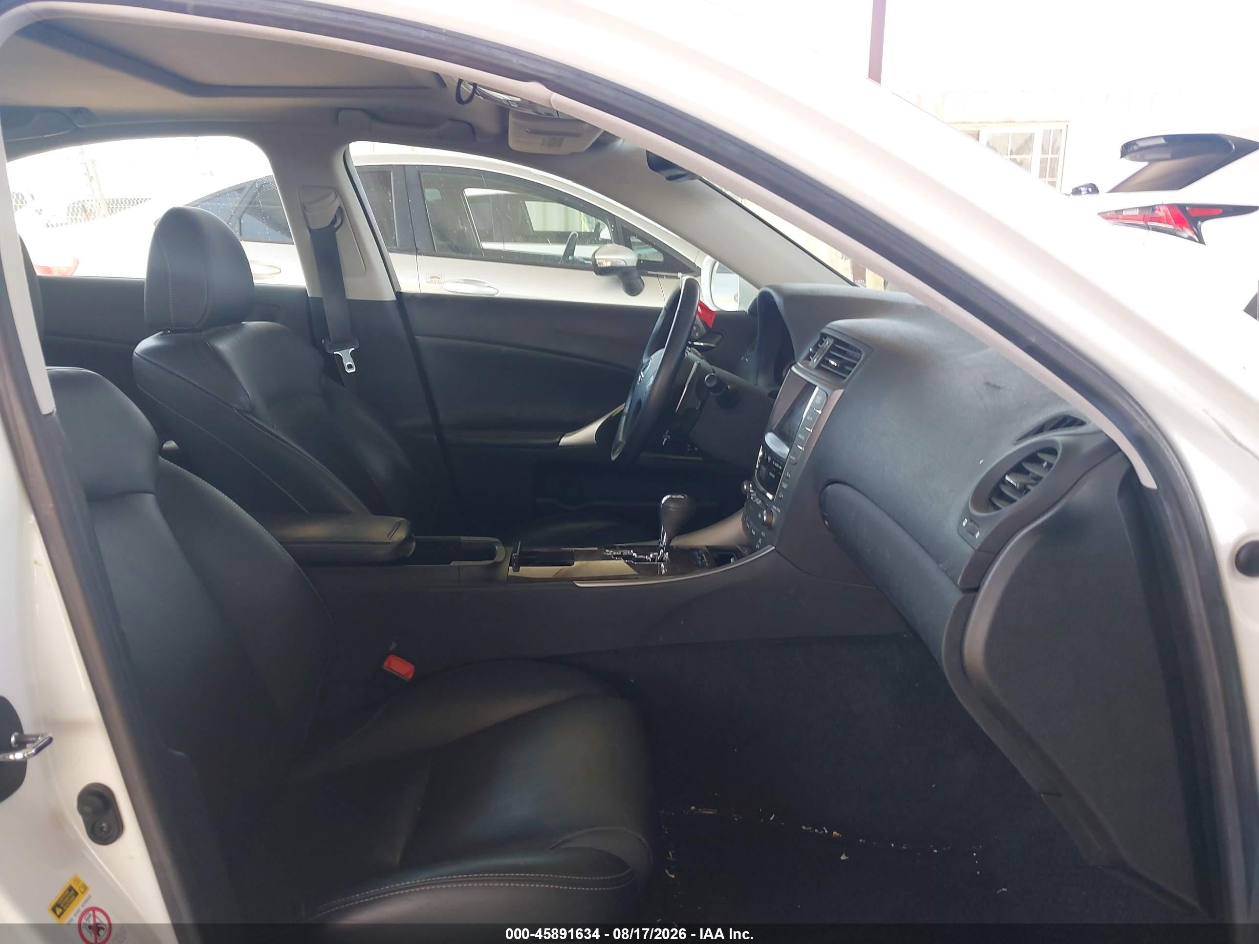 2009 Lexus Is 350 White vin: JTHBE262295022465