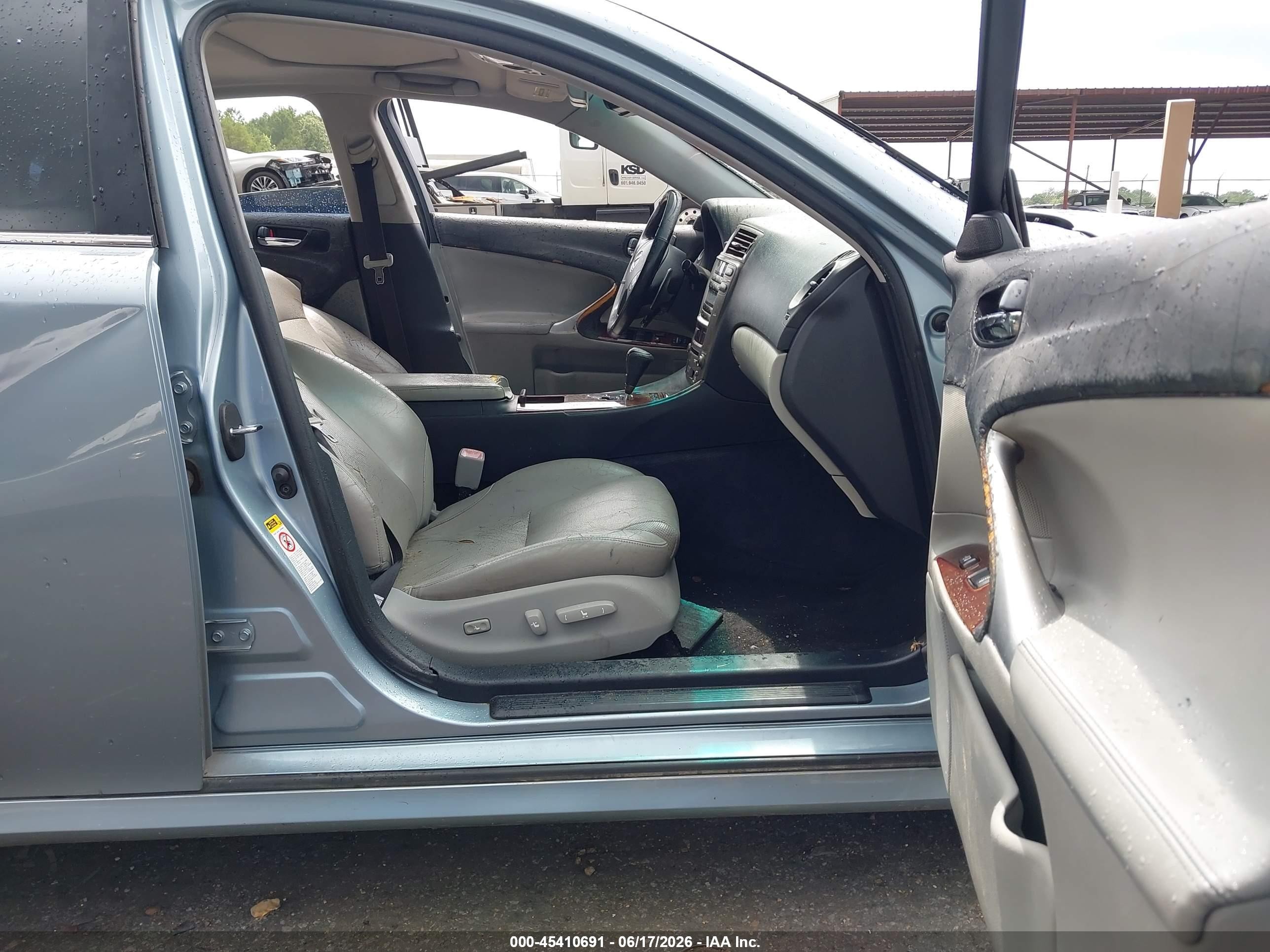 2006 Lexus Is 350   Silver vin: JTHBE262365001586
