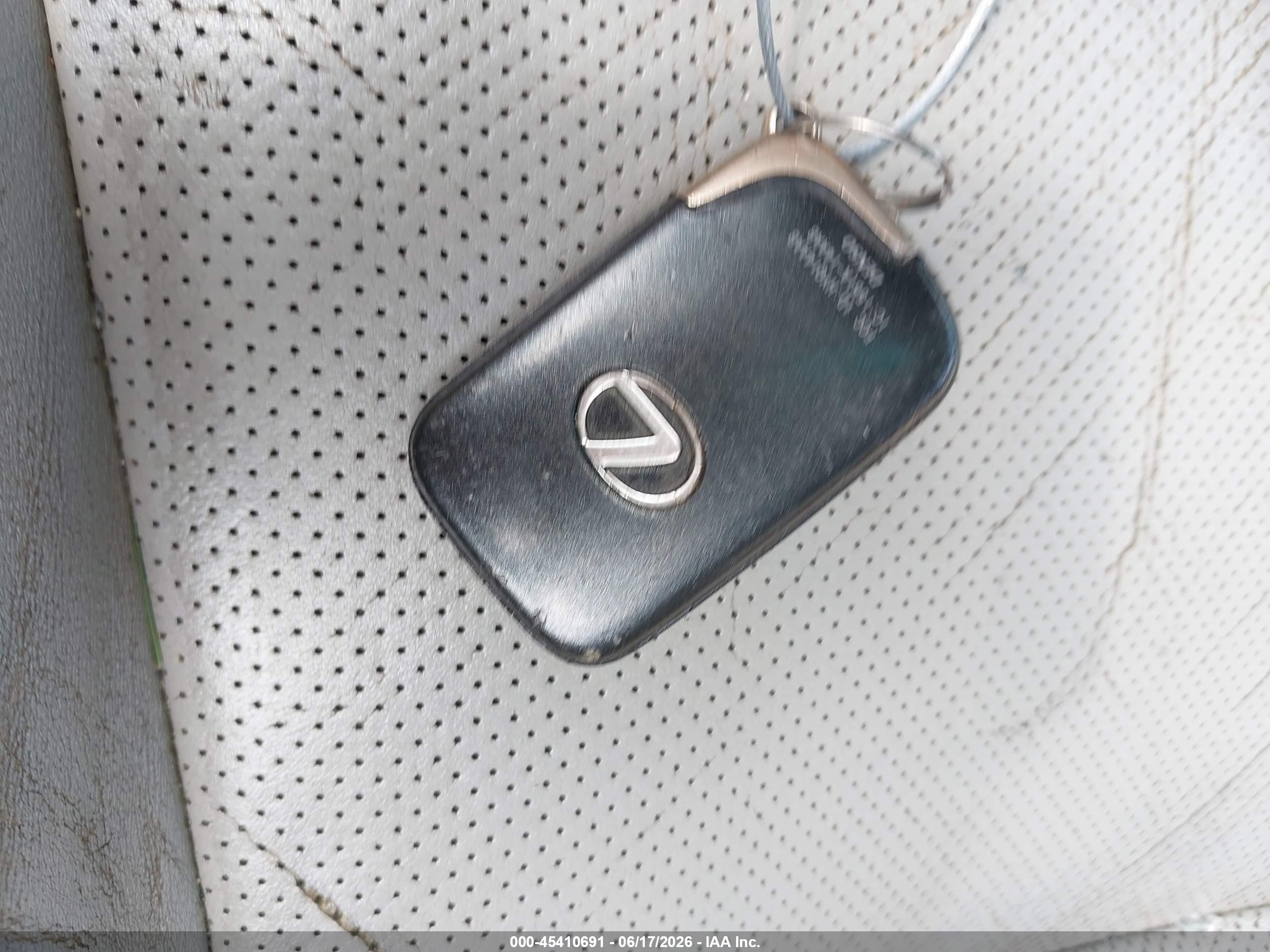 2006 Lexus Is 350   Silver vin: JTHBE262365001586