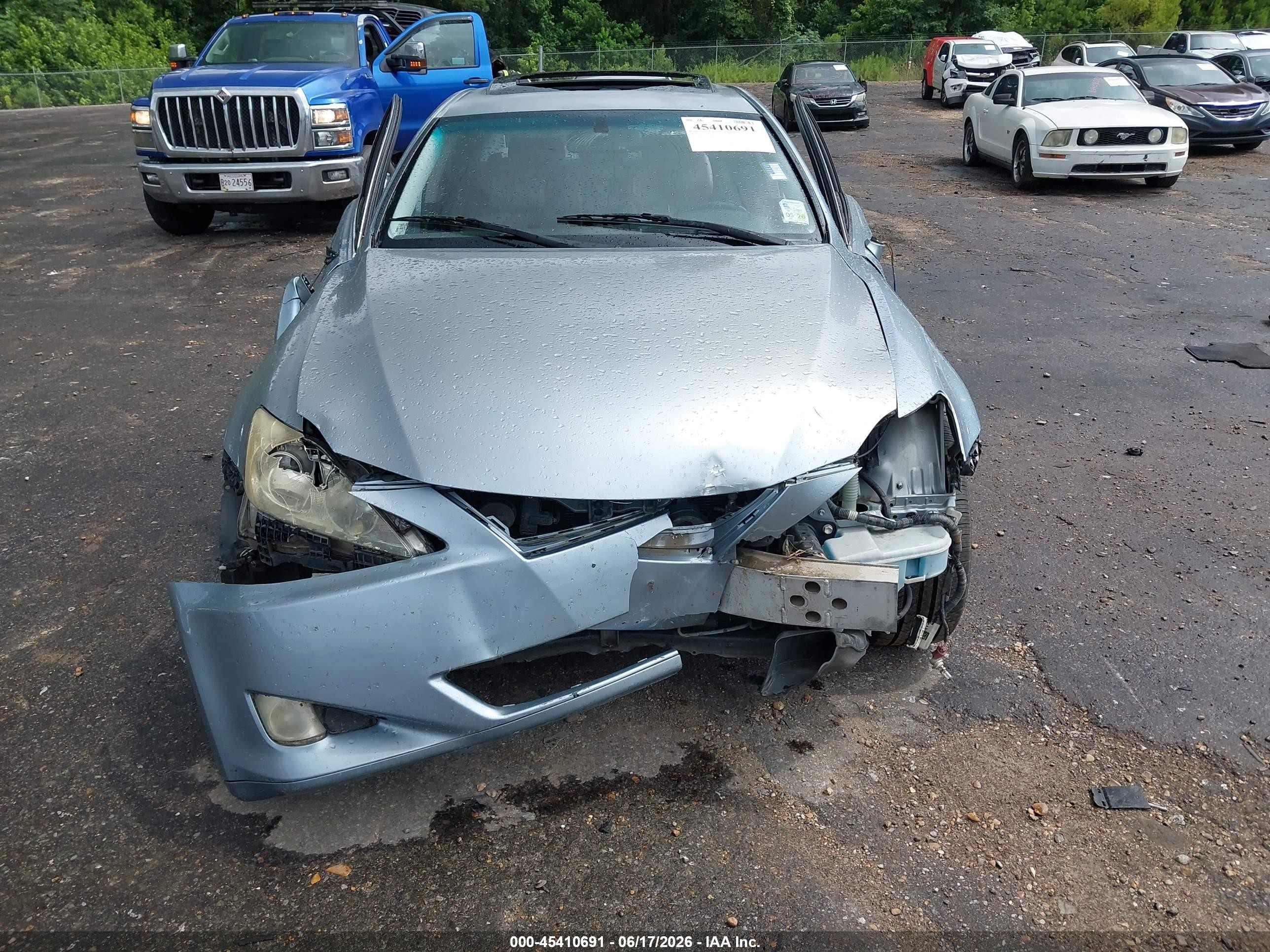 2006 Lexus Is 350   Silver vin: JTHBE262365001586