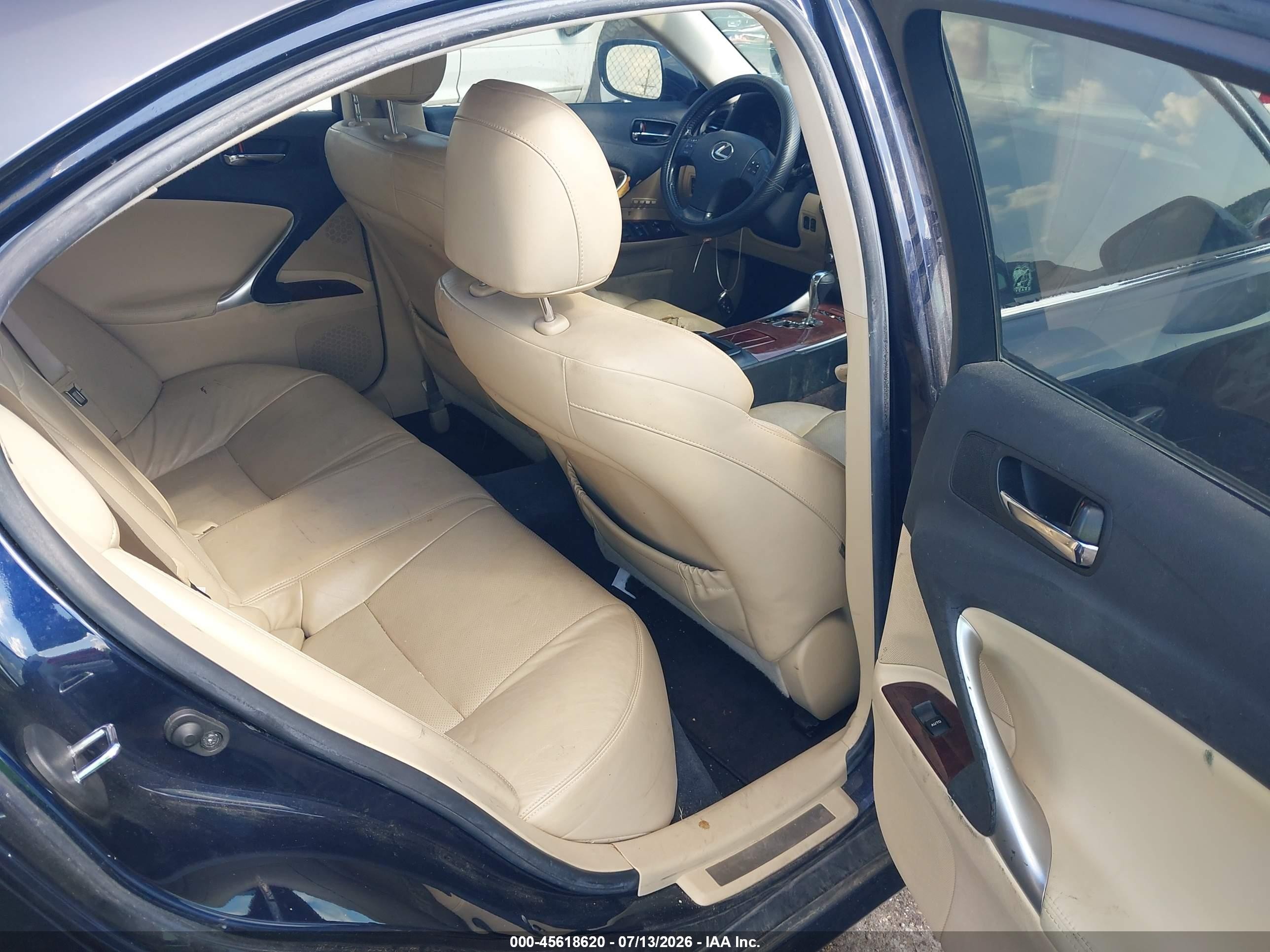 2008 Lexus Is 350   Black vin: JTHBE262382014696
