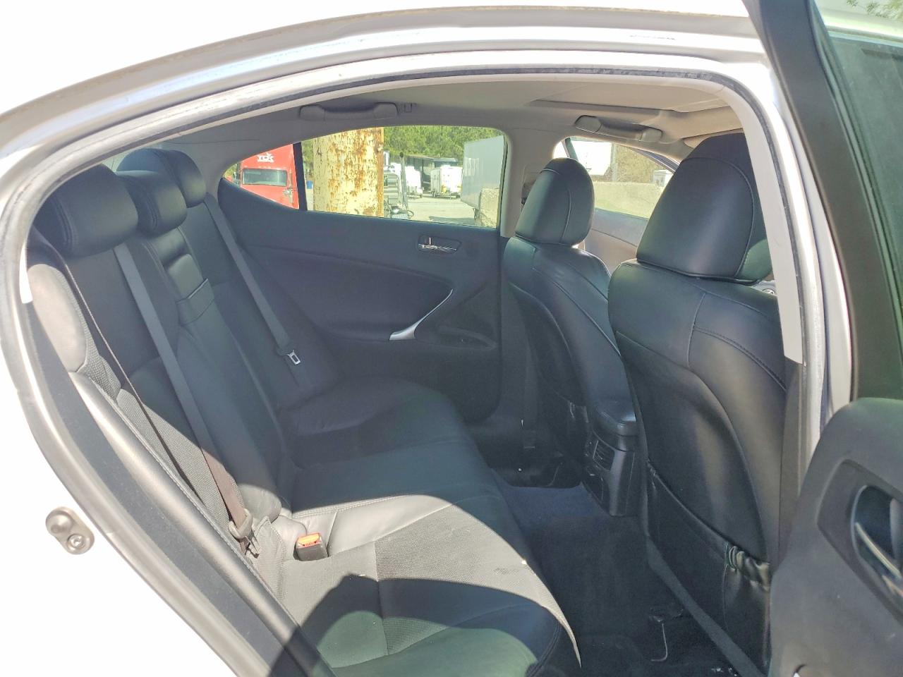 2008 Lexus Is 350 Base Серебряный vin: JTHBE262385021095
