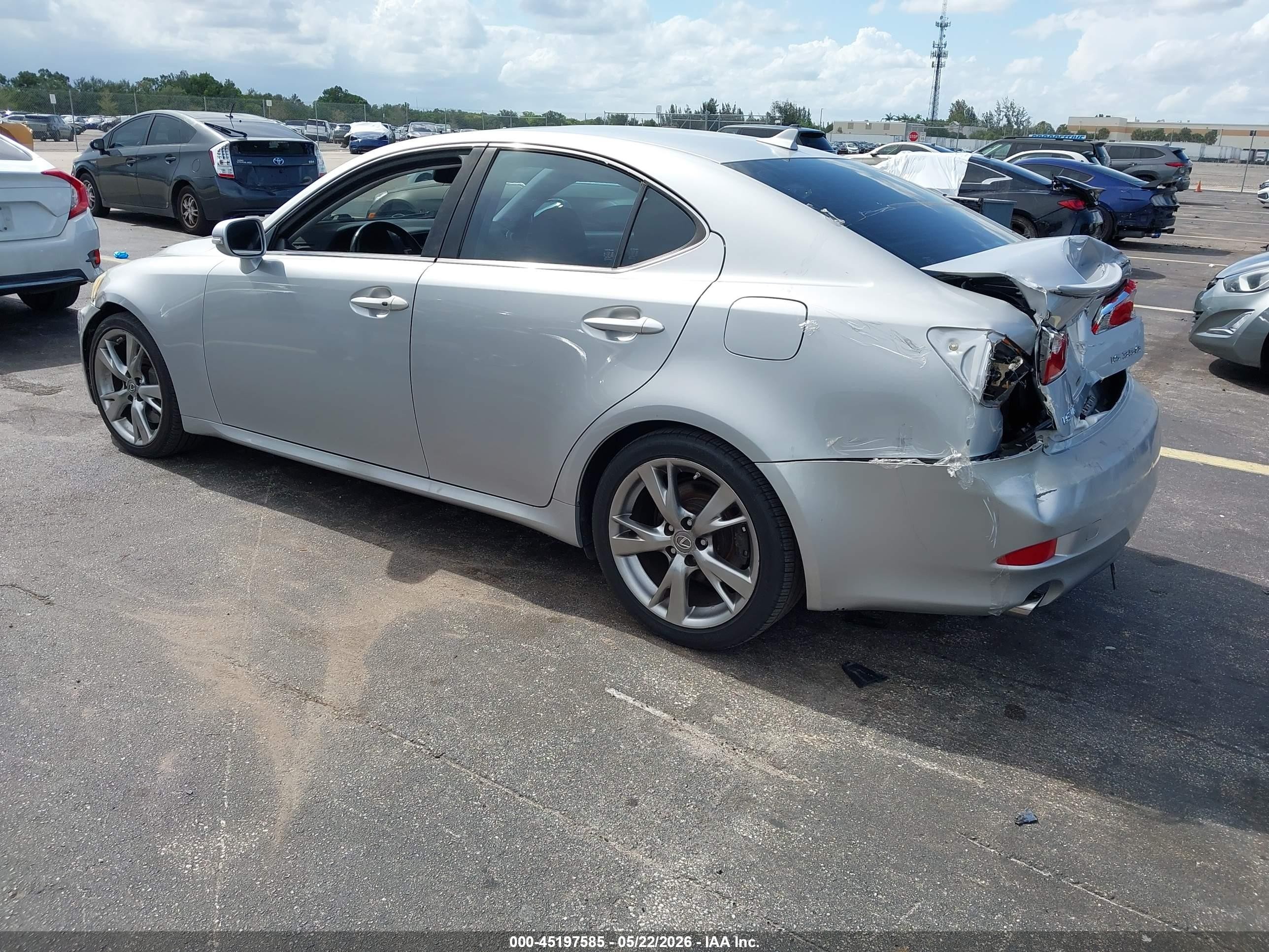 2009 Lexus Is 350   Silver vin: JTHBE262392016370