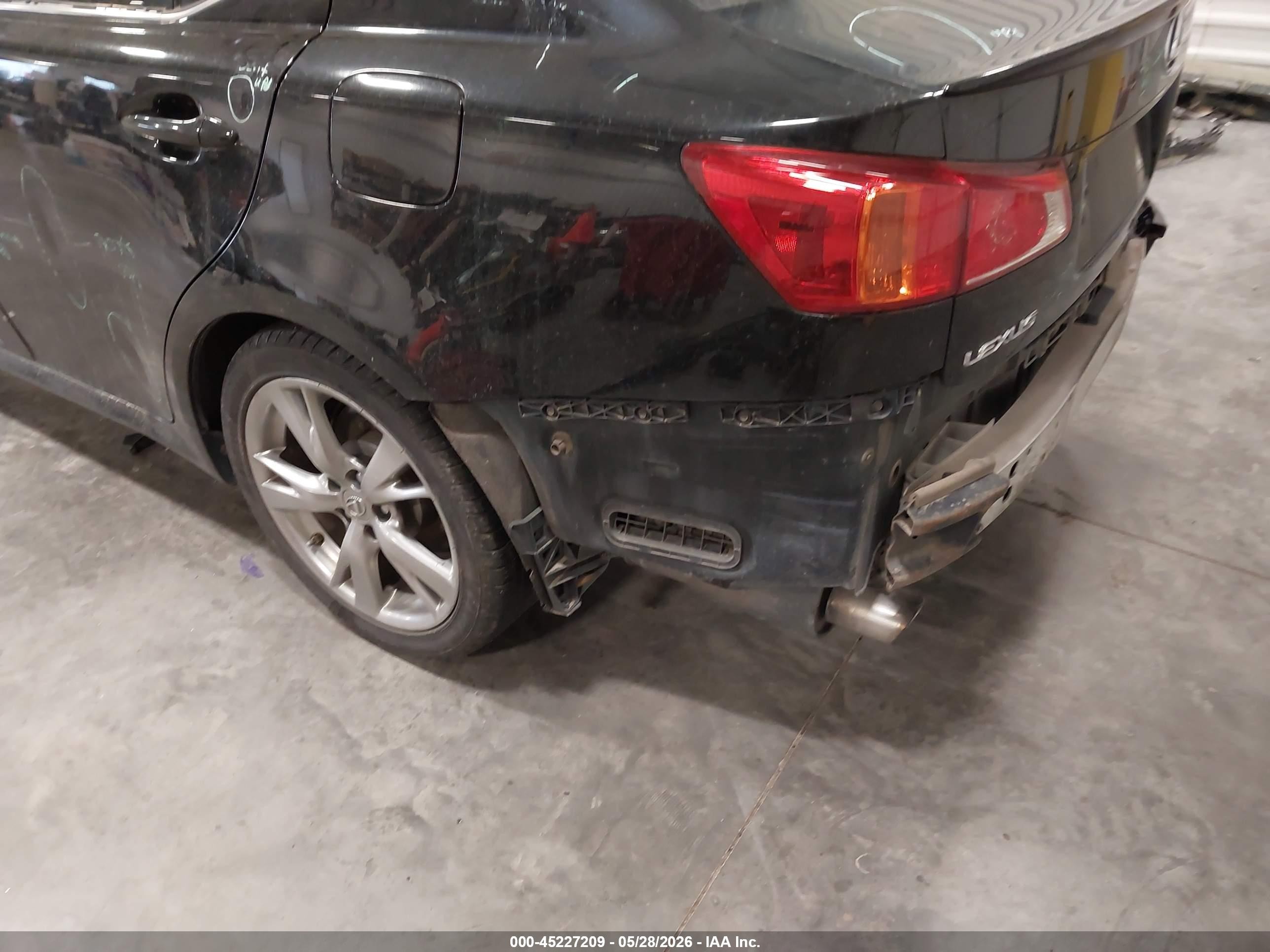 2009 Lexus Is 350 Black vin: JTHBE262495022127
