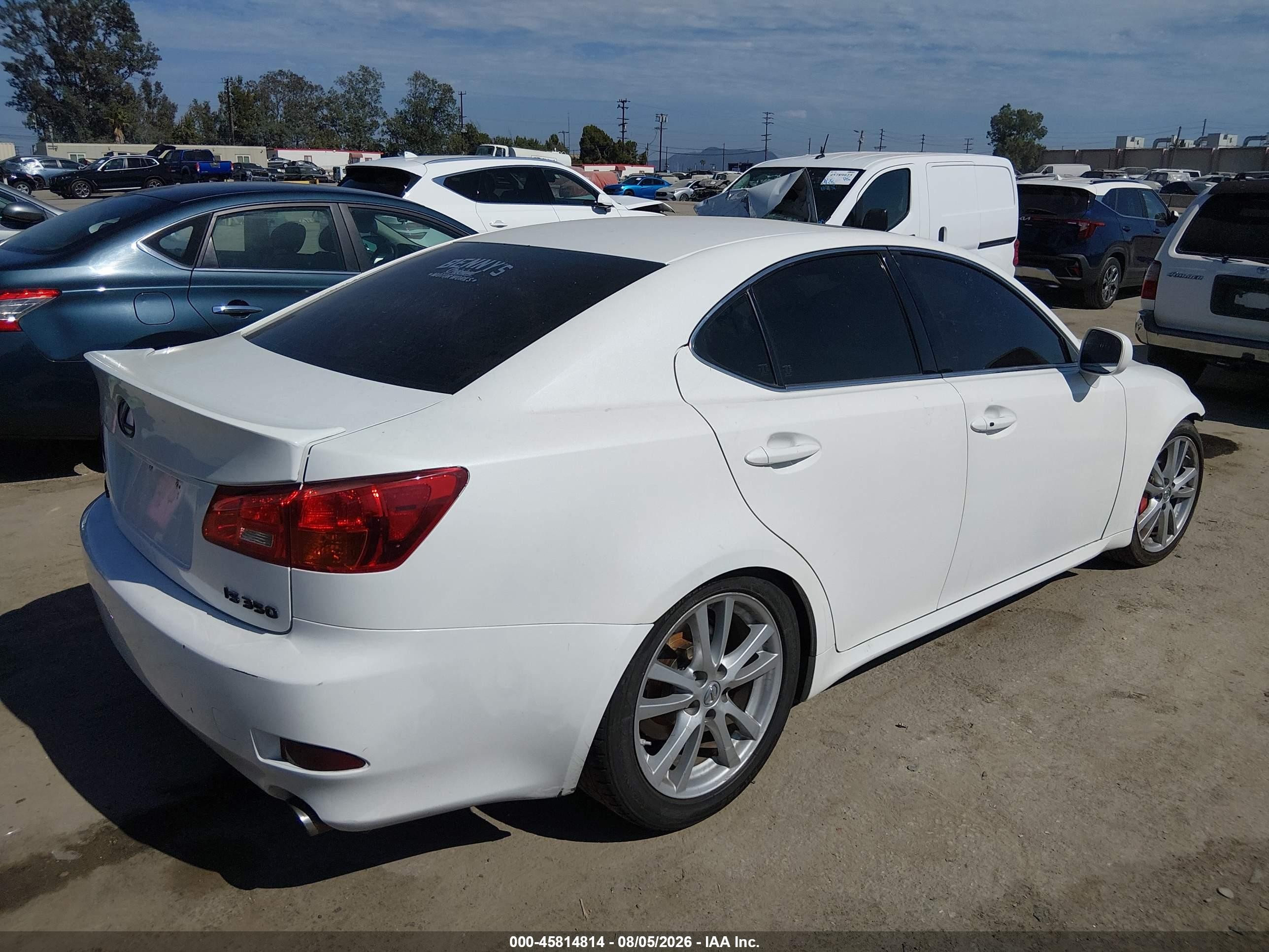 2006 Lexus Is 350   White vin: JTHBE262562005348