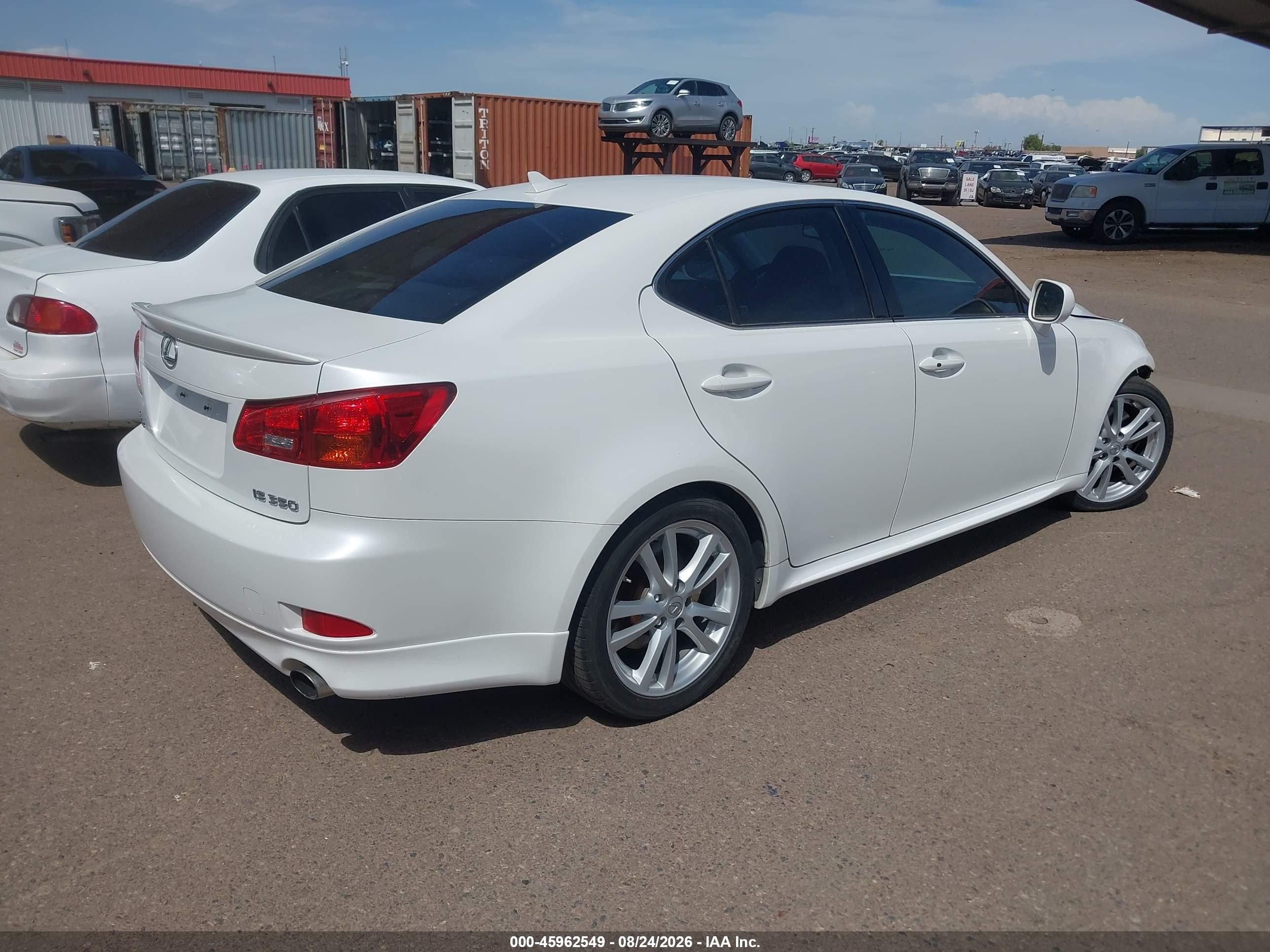 2007 Lexus Is 350   White vin: JTHBE262572010230