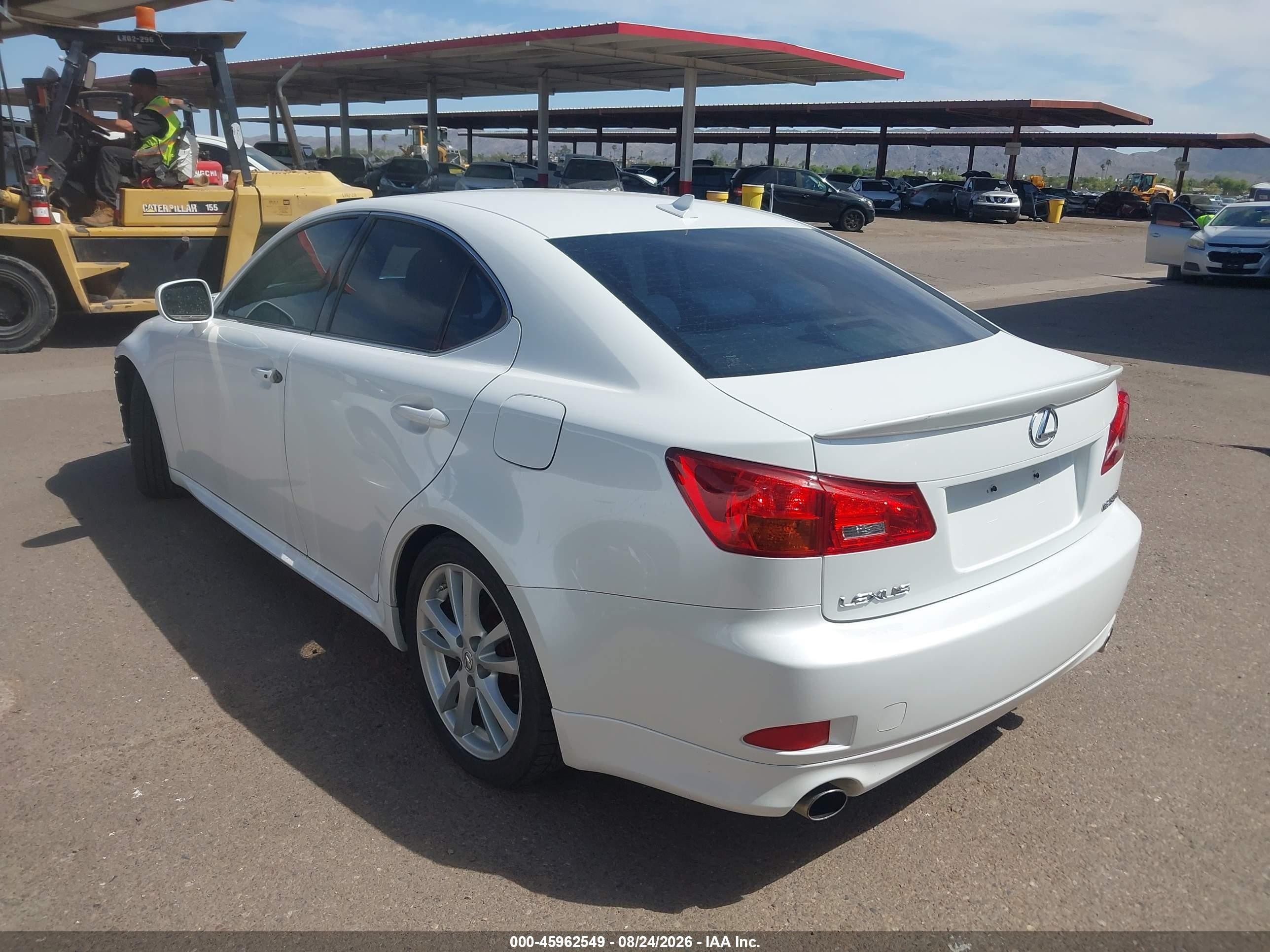 2007 Lexus Is 350   White vin: JTHBE262572010230