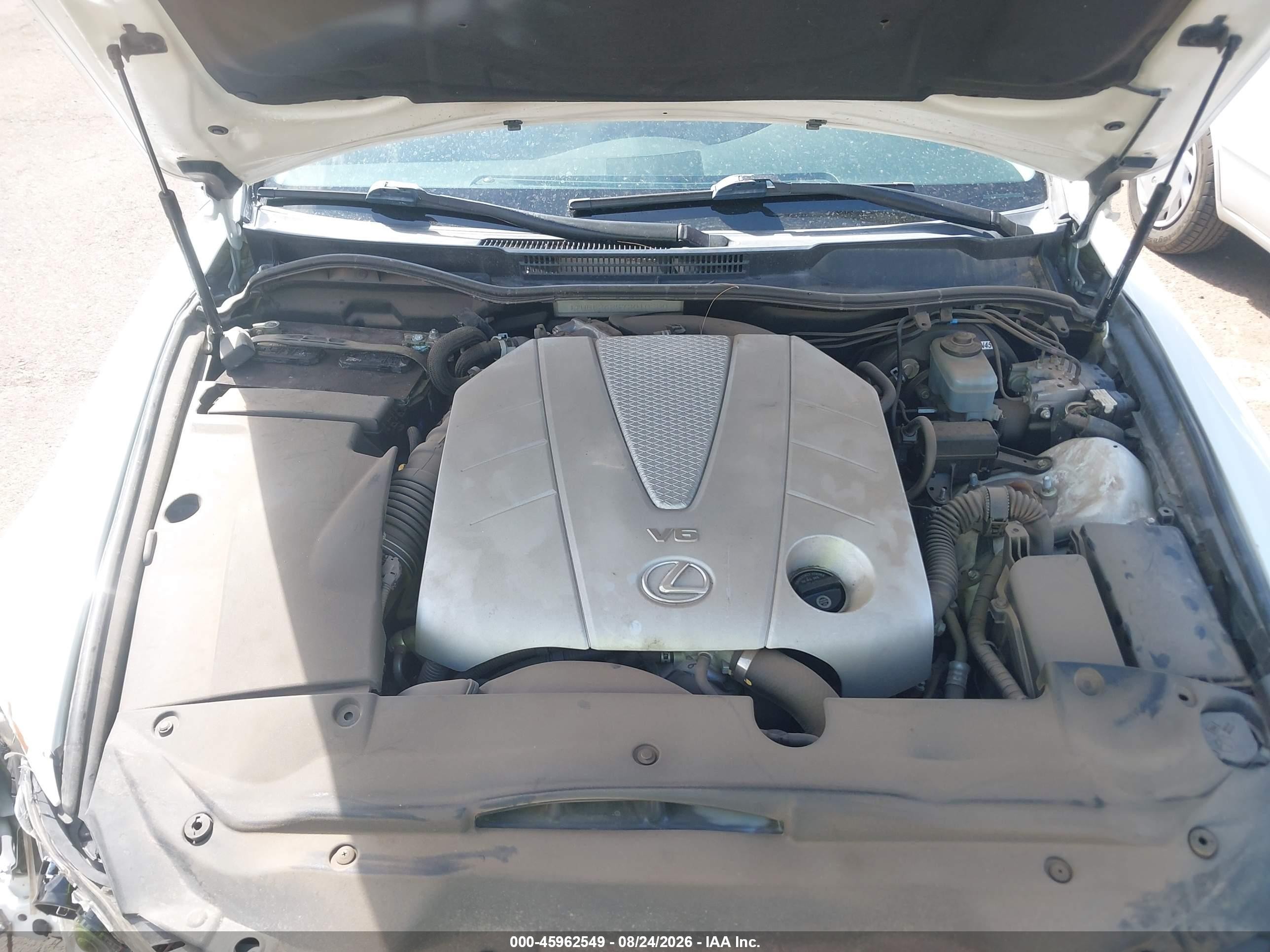 2007 Lexus Is 350   White vin: JTHBE262572010230