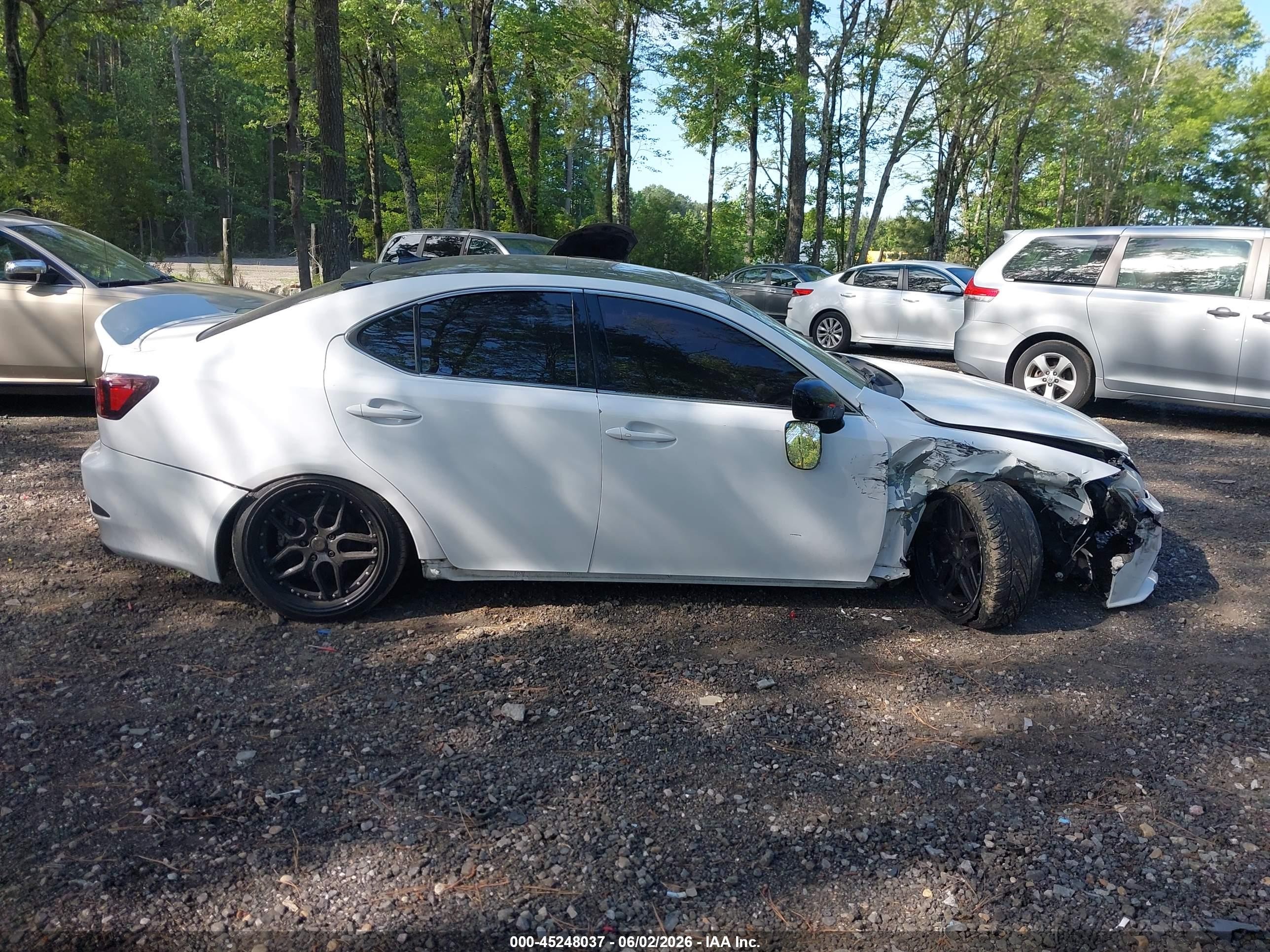 2008 Lexus Is 350   White vin: JTHBE262582014585