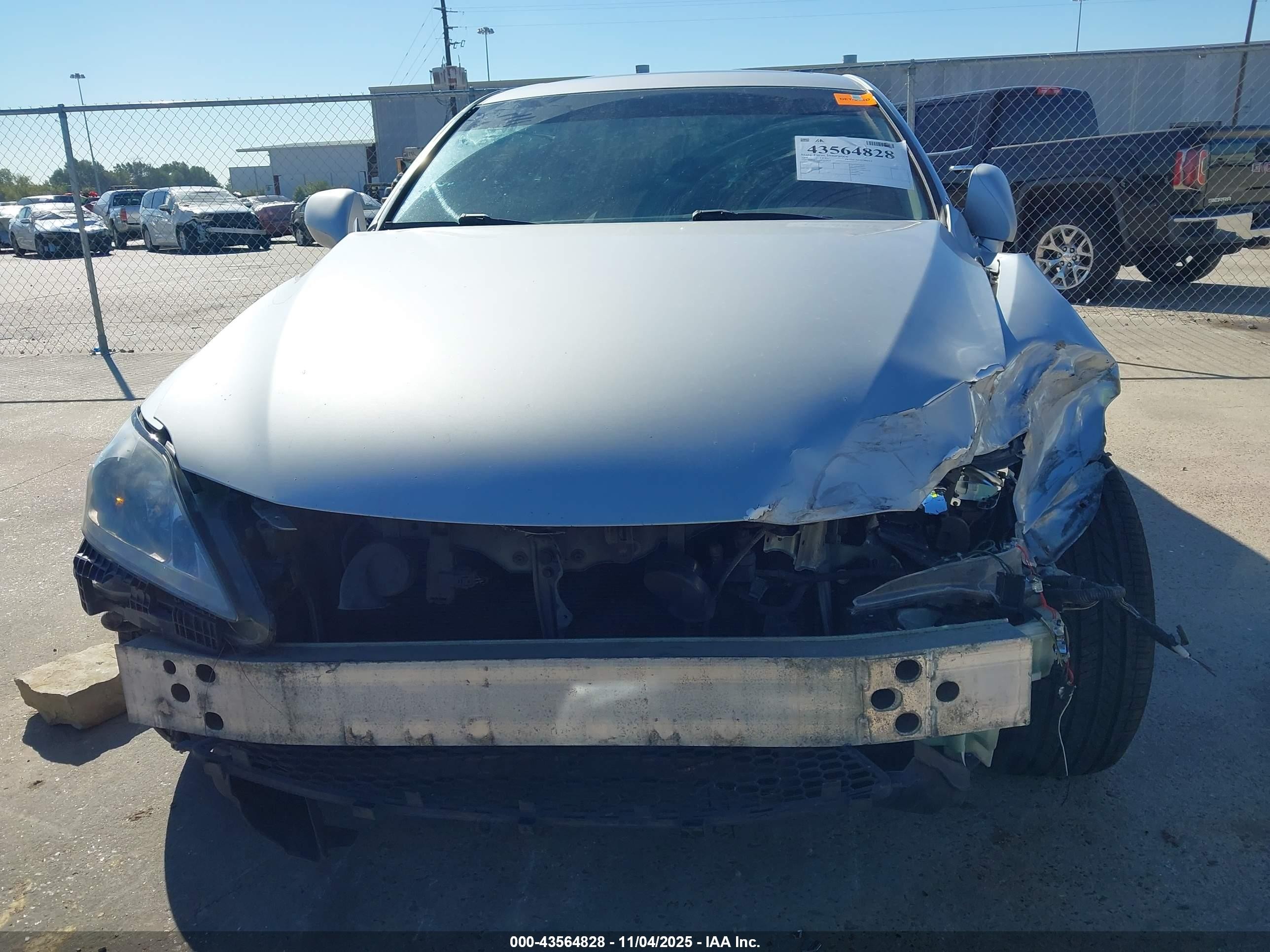 2008 Lexus Is 350   Silver vin: JTHBE262585019574