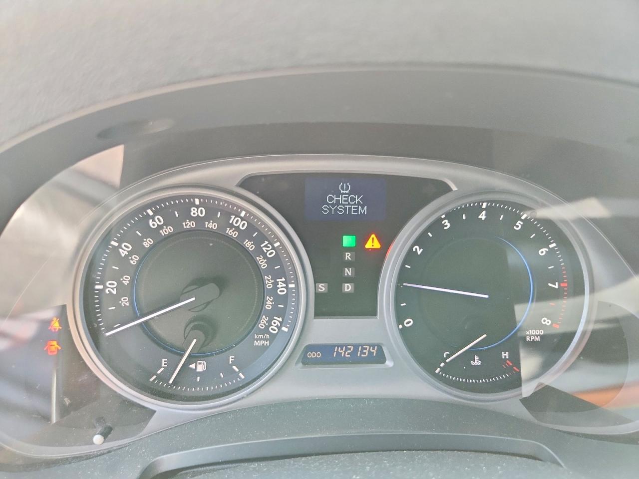2006 Lexus Is 350 White vin: JTHBE262662006718