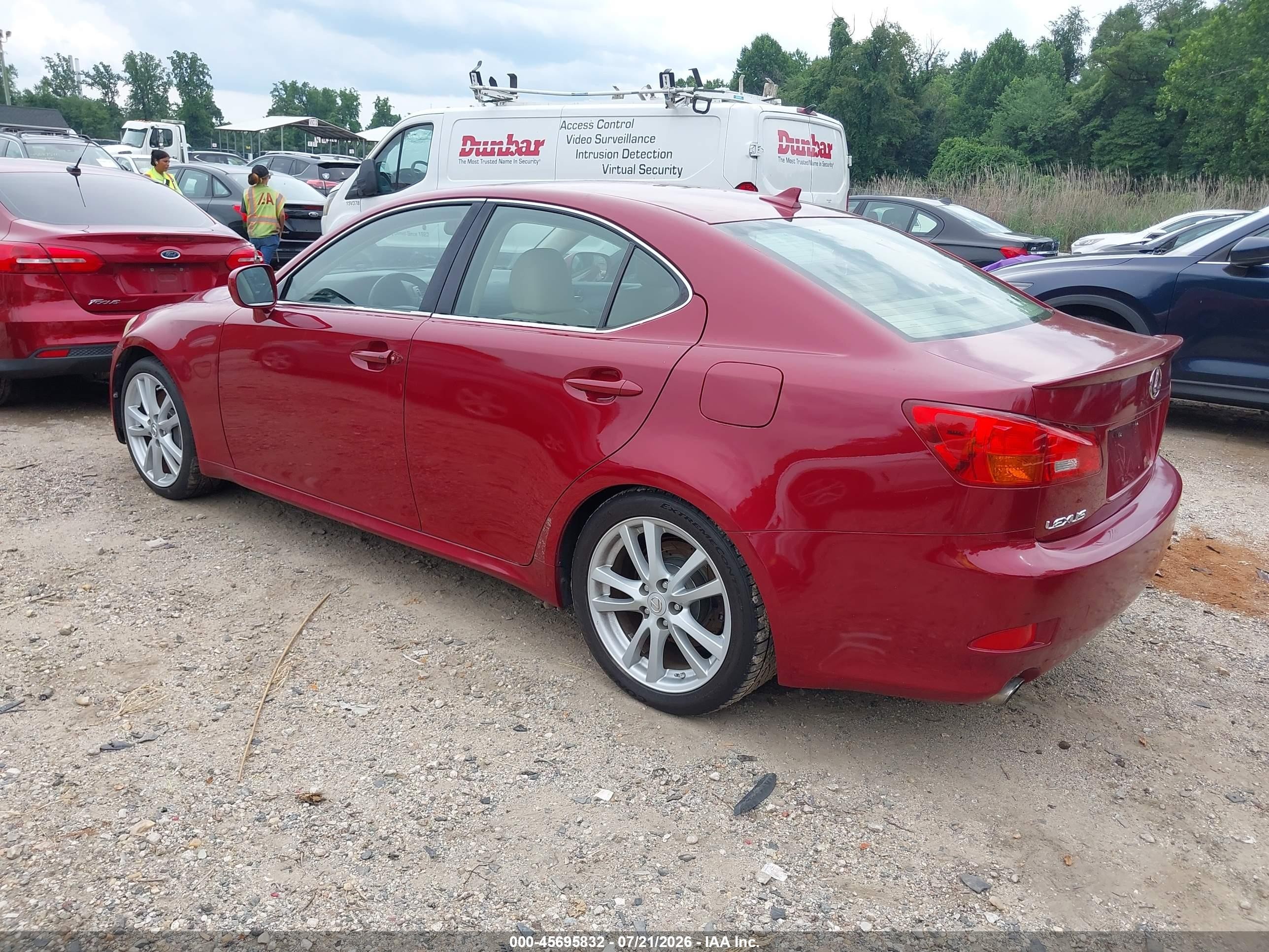 2007 Lexus Is 350   Red vin: JTHBE262672008079