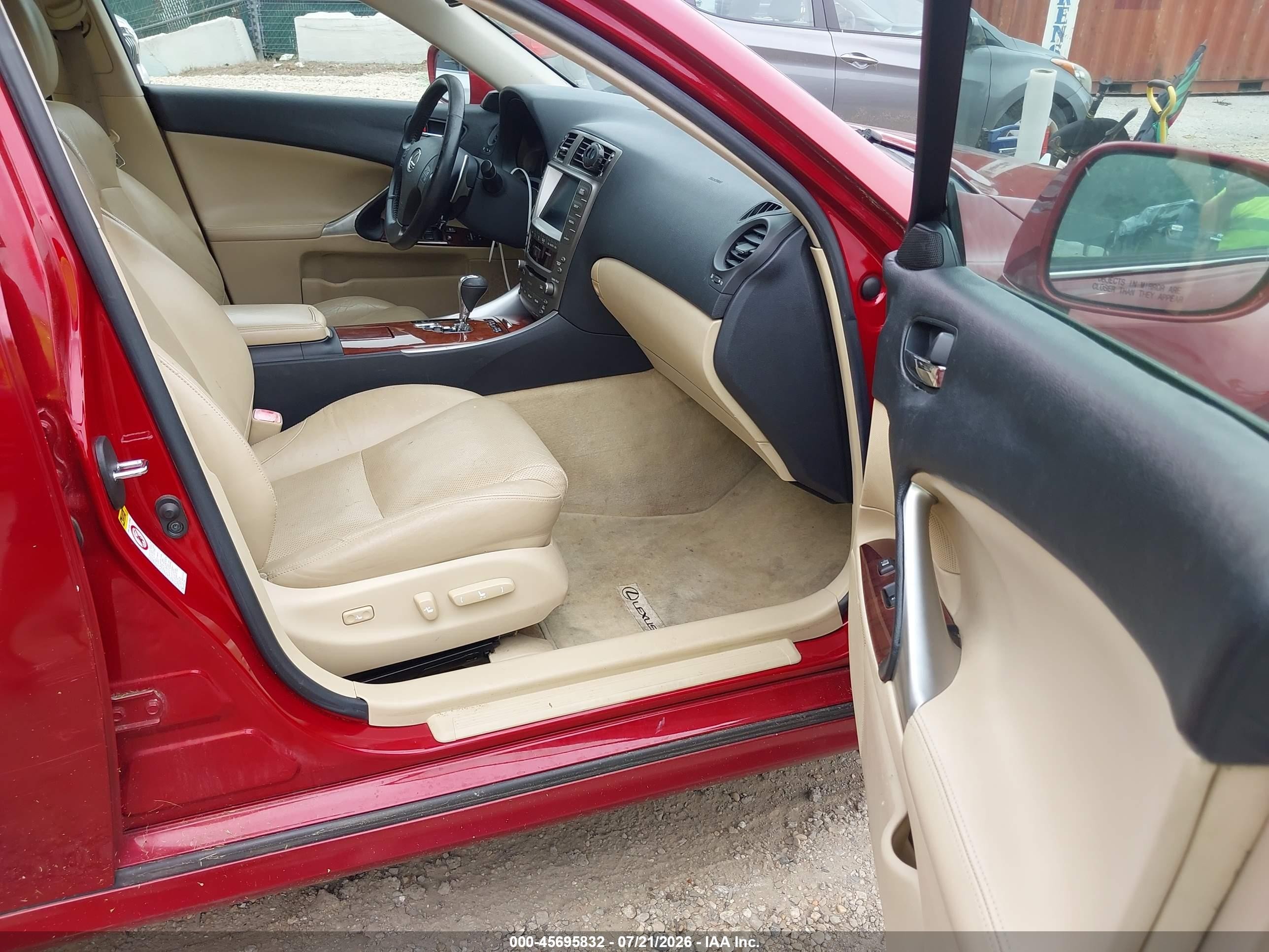 2007 Lexus Is 350   Red vin: JTHBE262672008079