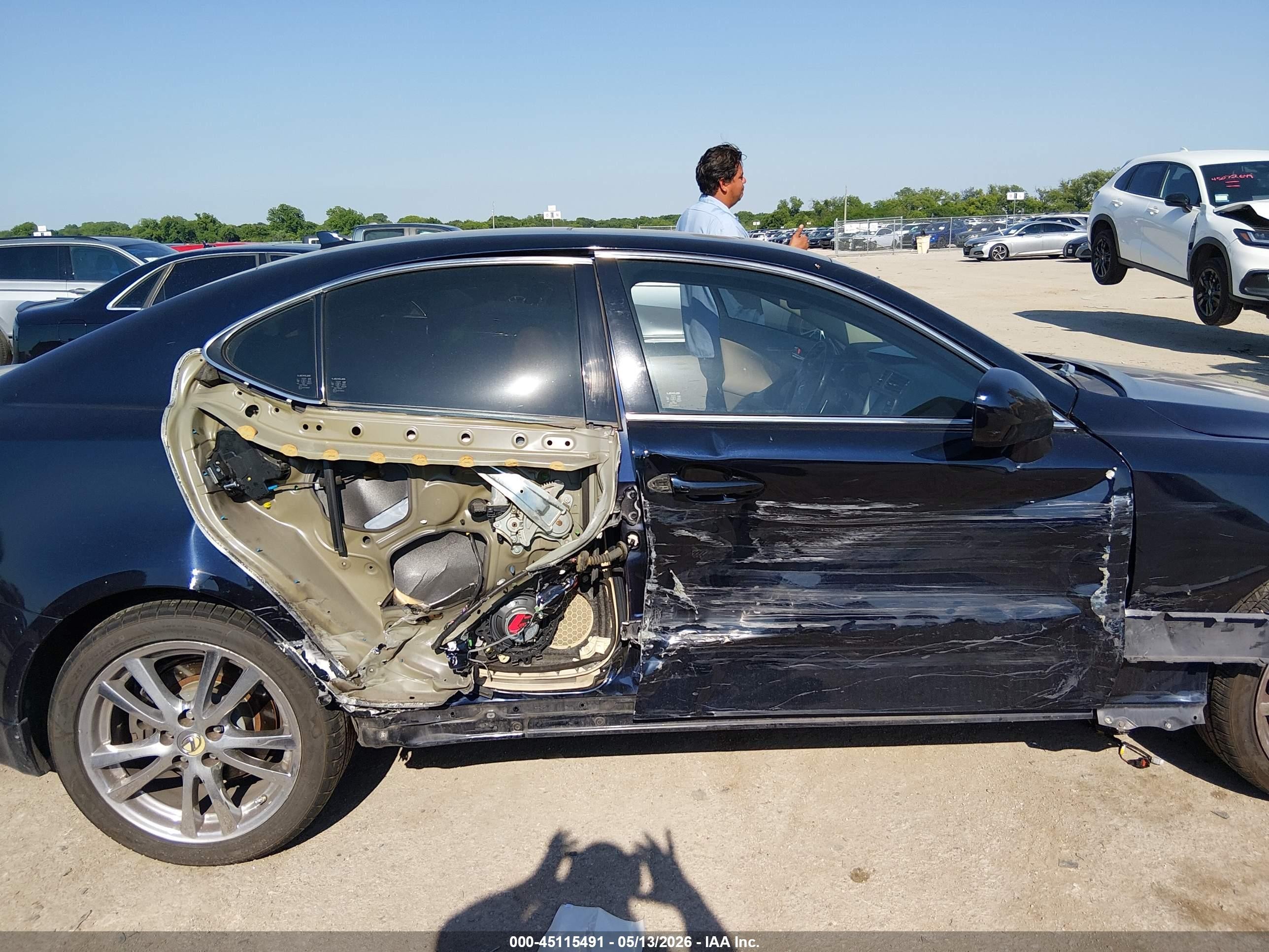 2008 Lexus Is 350   Blue vin: JTHBE262682014188