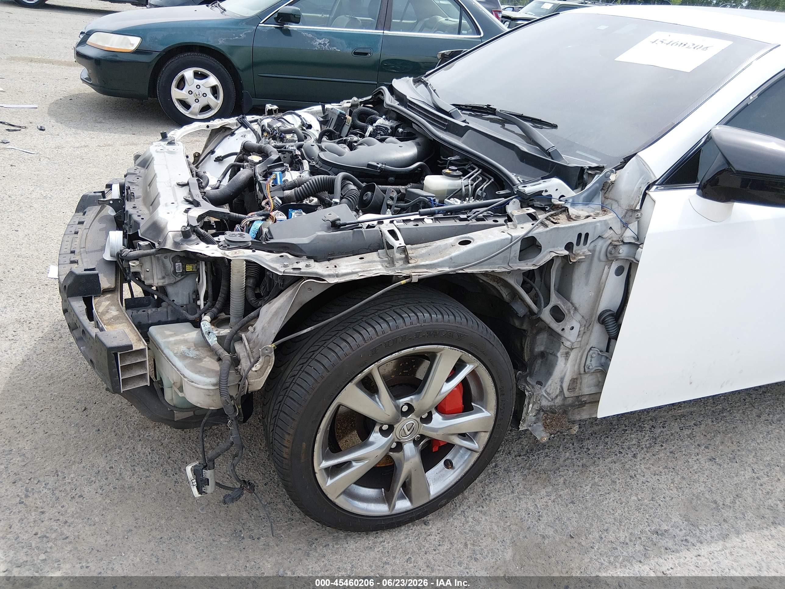 2006 Lexus Is 350   White vin: JTHBE262765004717