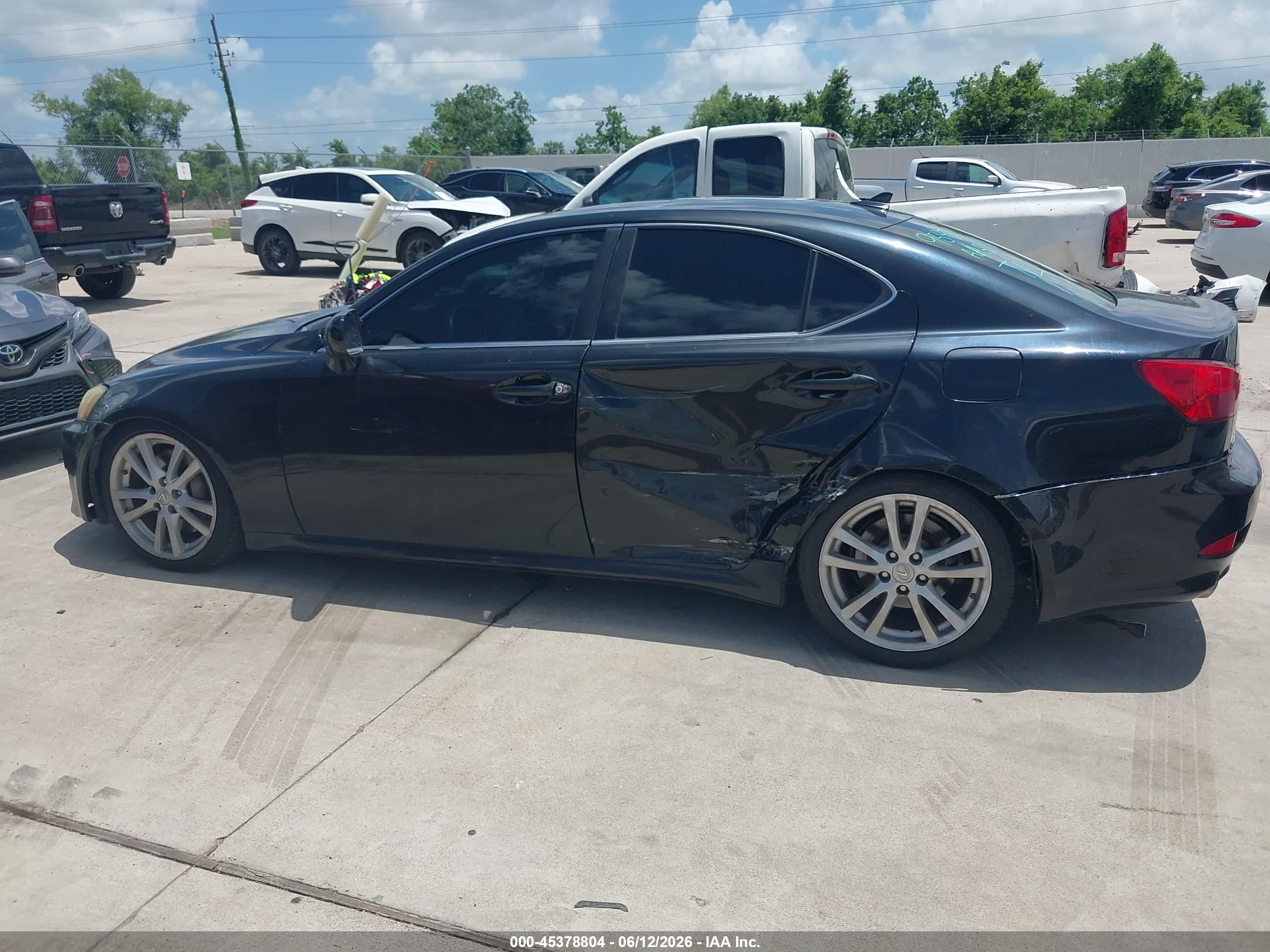 2007 Lexus Is 350   Black vin: JTHBE262772011511