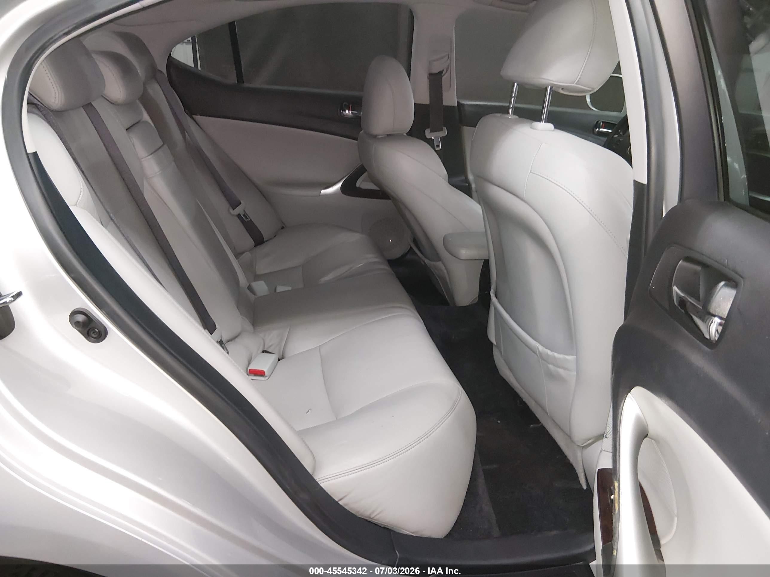 2008 Lexus Is 350   Silver vin: JTHBE262882013981