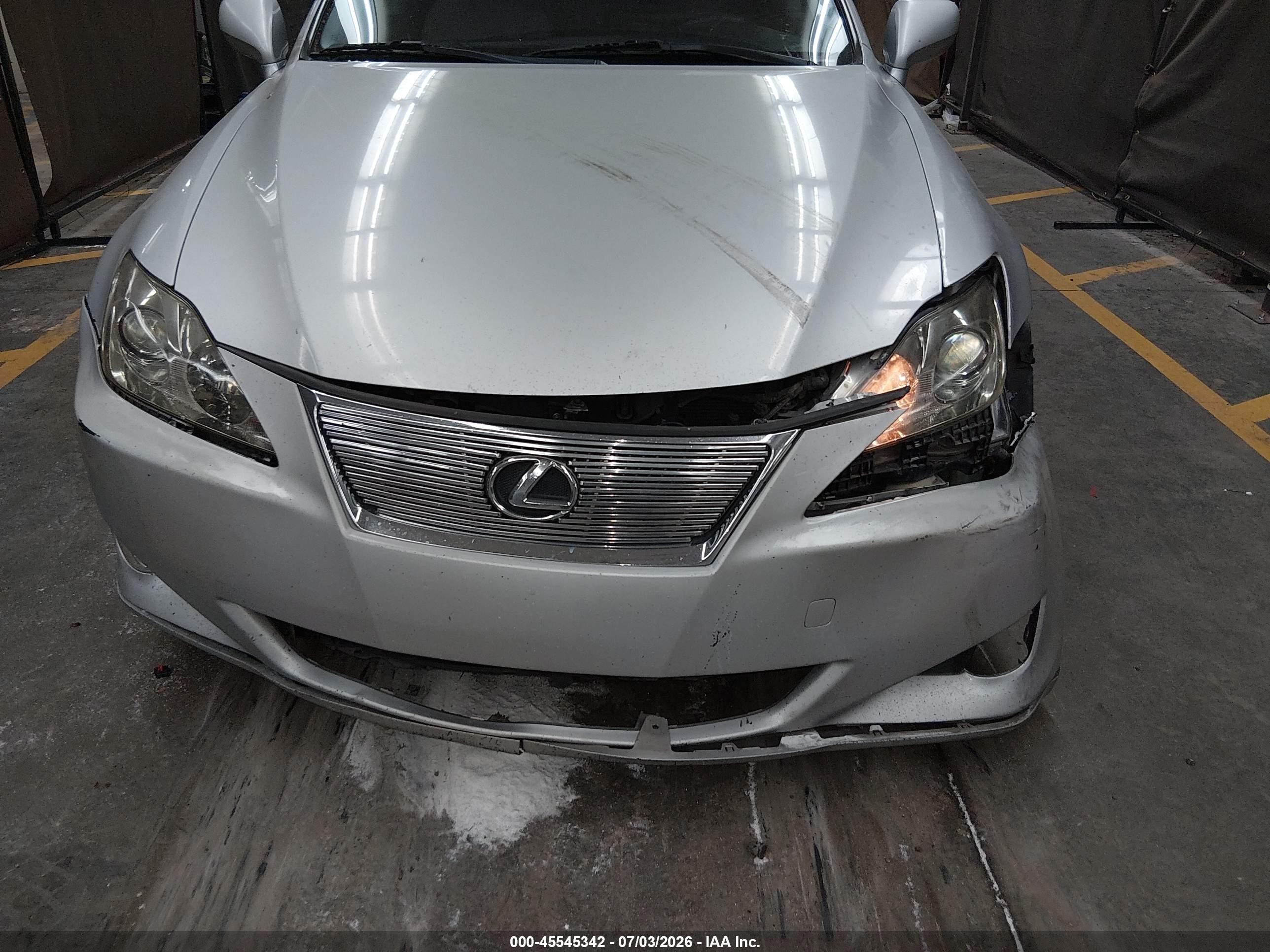2008 Lexus Is 350   Silver vin: JTHBE262882013981