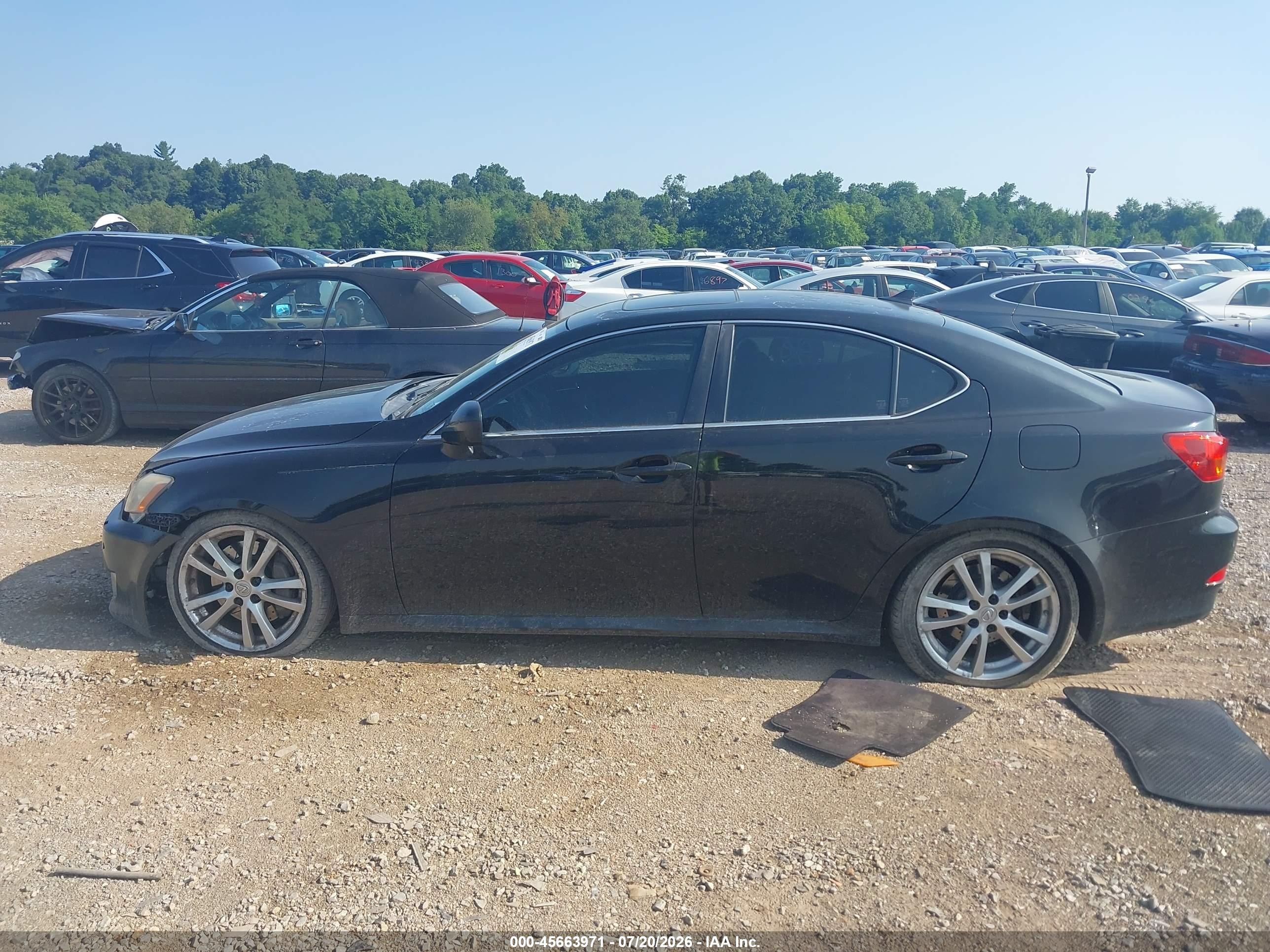 2008 Lexus Is 350   Black vin: JTHBE262882015245