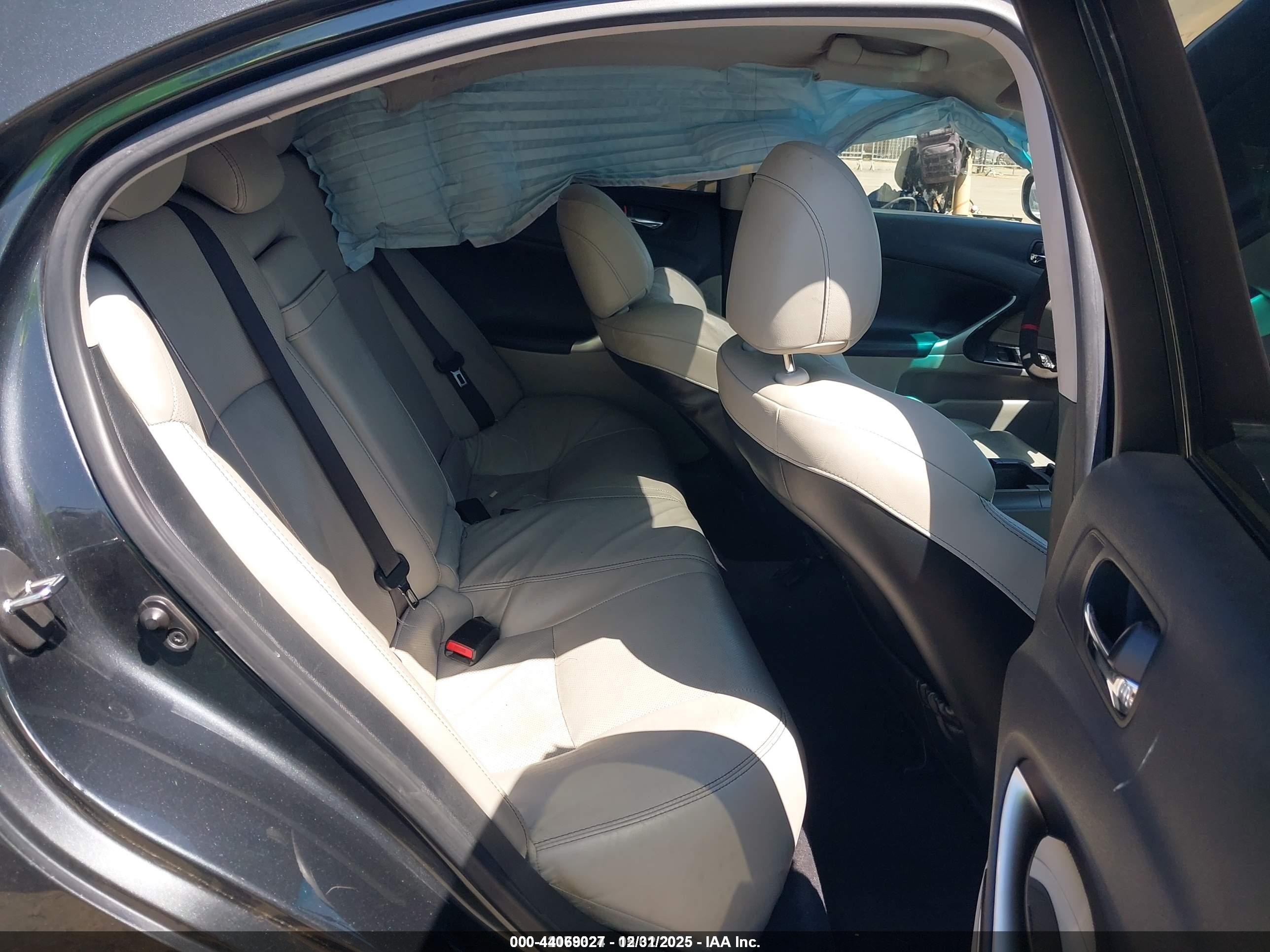 2009 Lexus Is 350   Gray vin: JTHBE262995023208