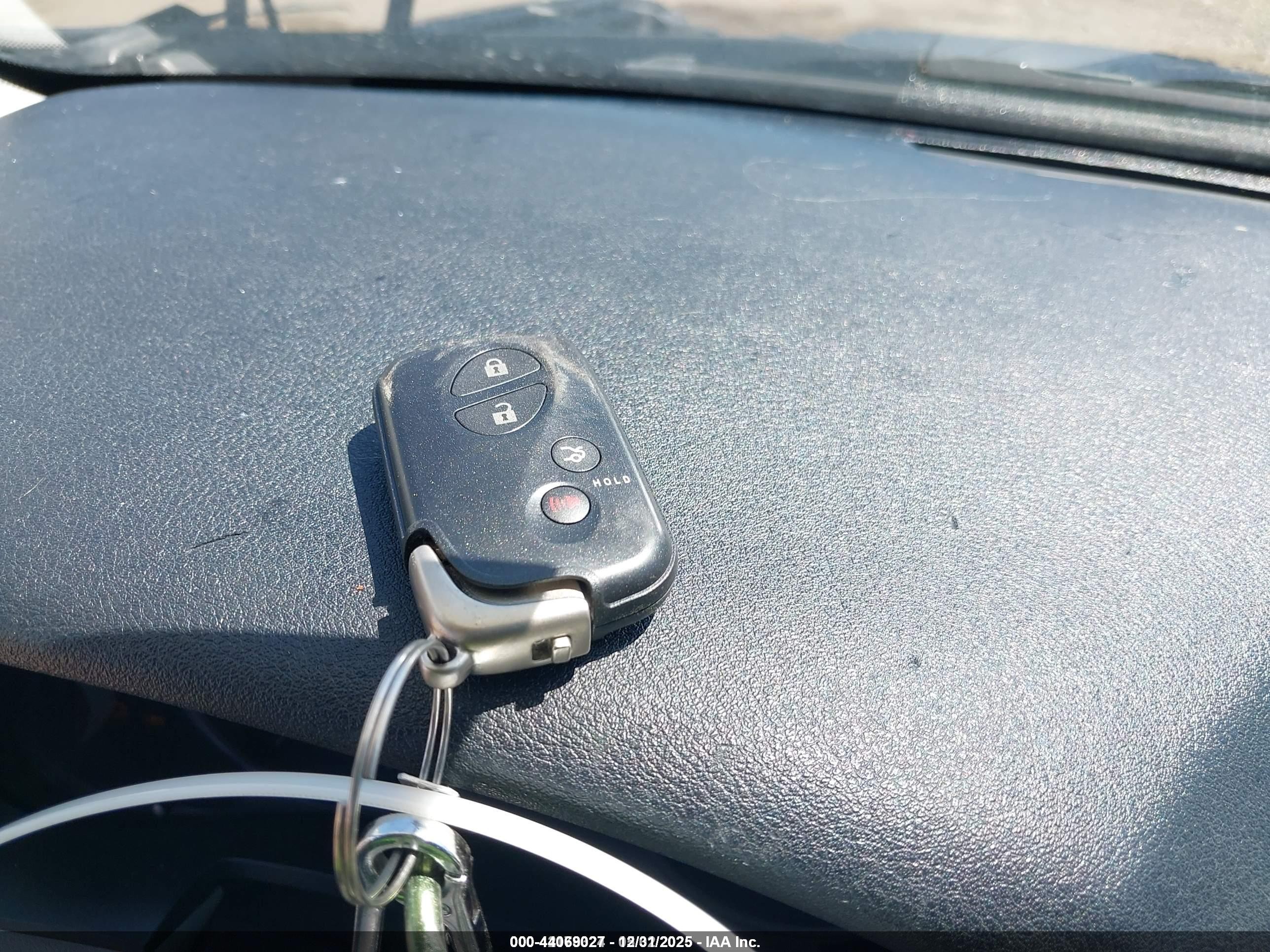 2009 Lexus Is 350   Gray vin: JTHBE262995023208