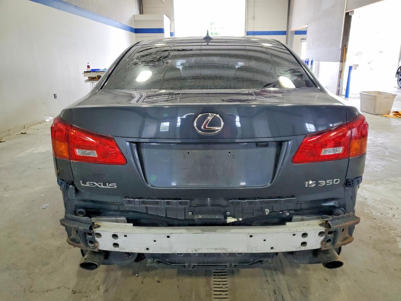 2008 Lexus Is 350 Blue vin: JTHBE262X85019537