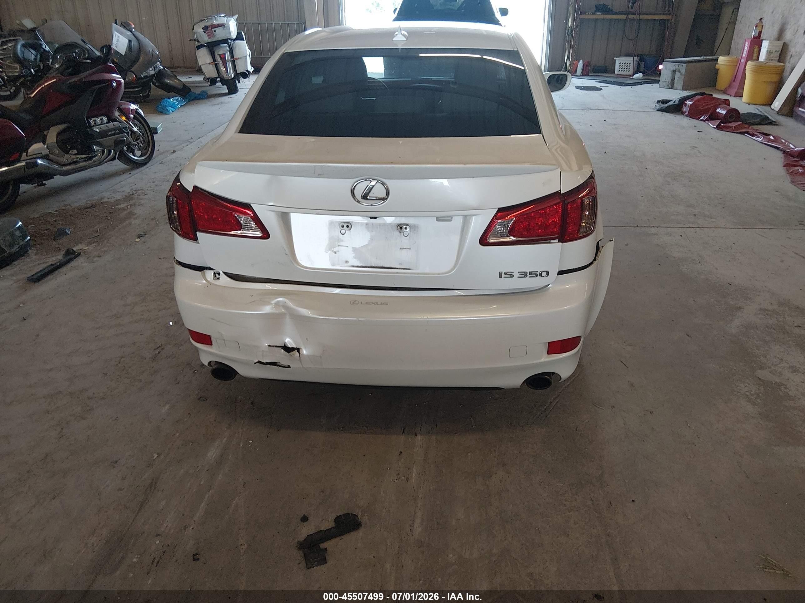 2012 Lexus Is 350   White vin: JTHBE5C21C5030649