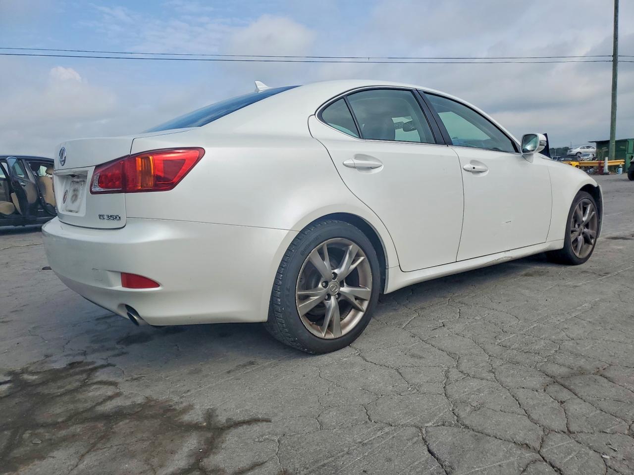 2010 Lexus Is 350 Белый vin: JTHBE5C22A5024517