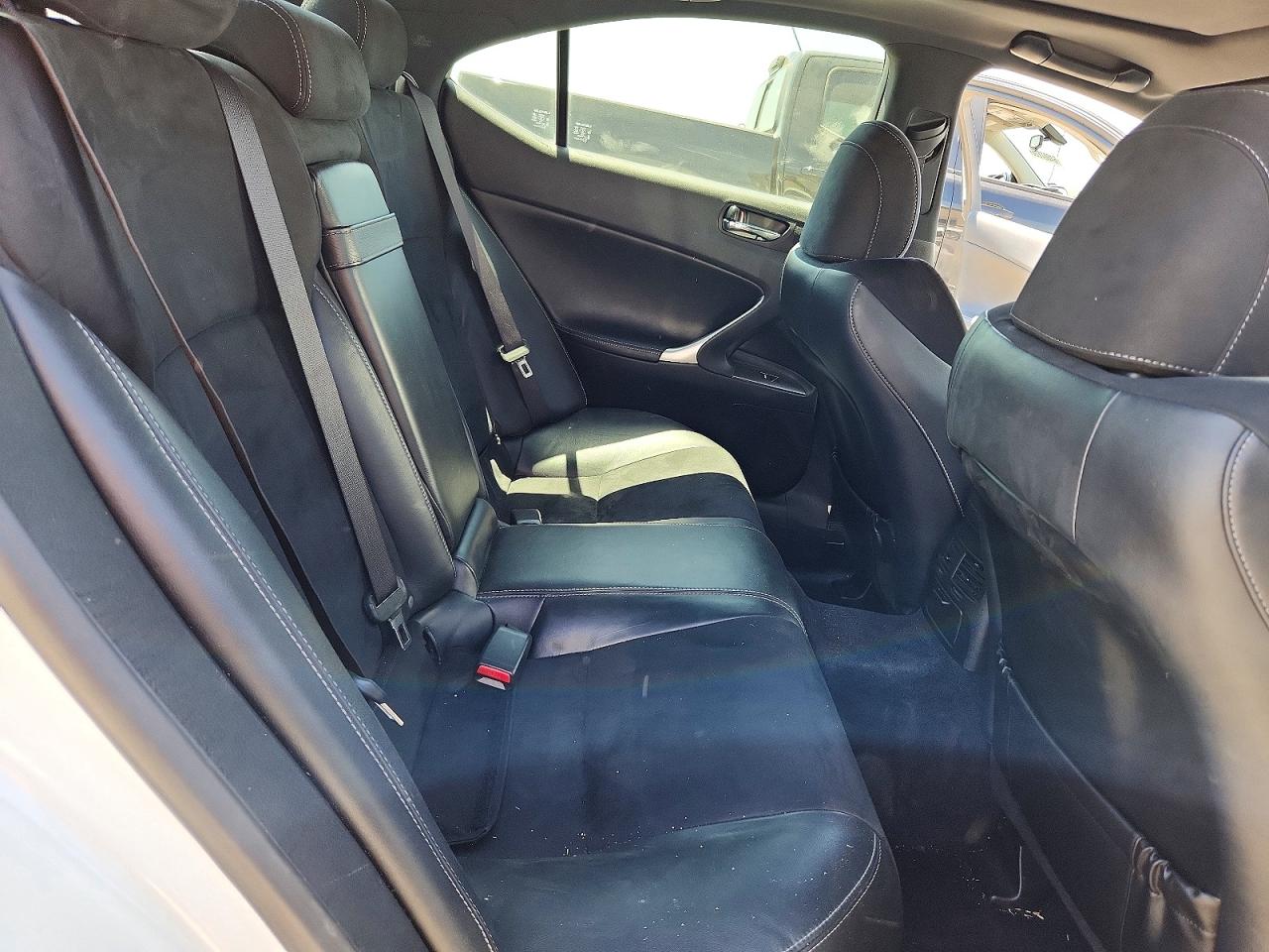 2012 Lexus Is 350 Белый vin: JTHBE5C22C5030756