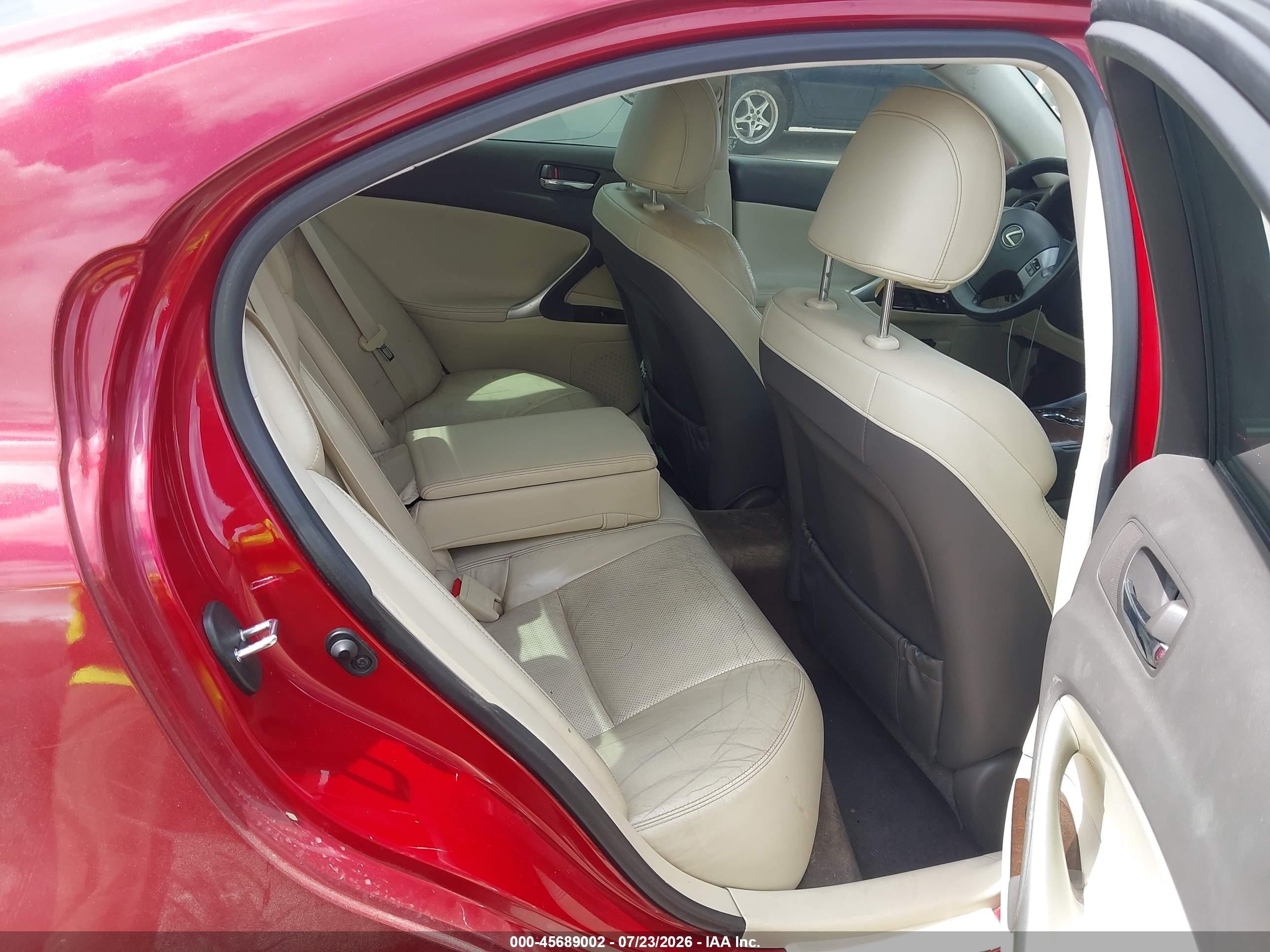 2011 Lexus Is 350   Red vin: JTHBE5C25B5028319