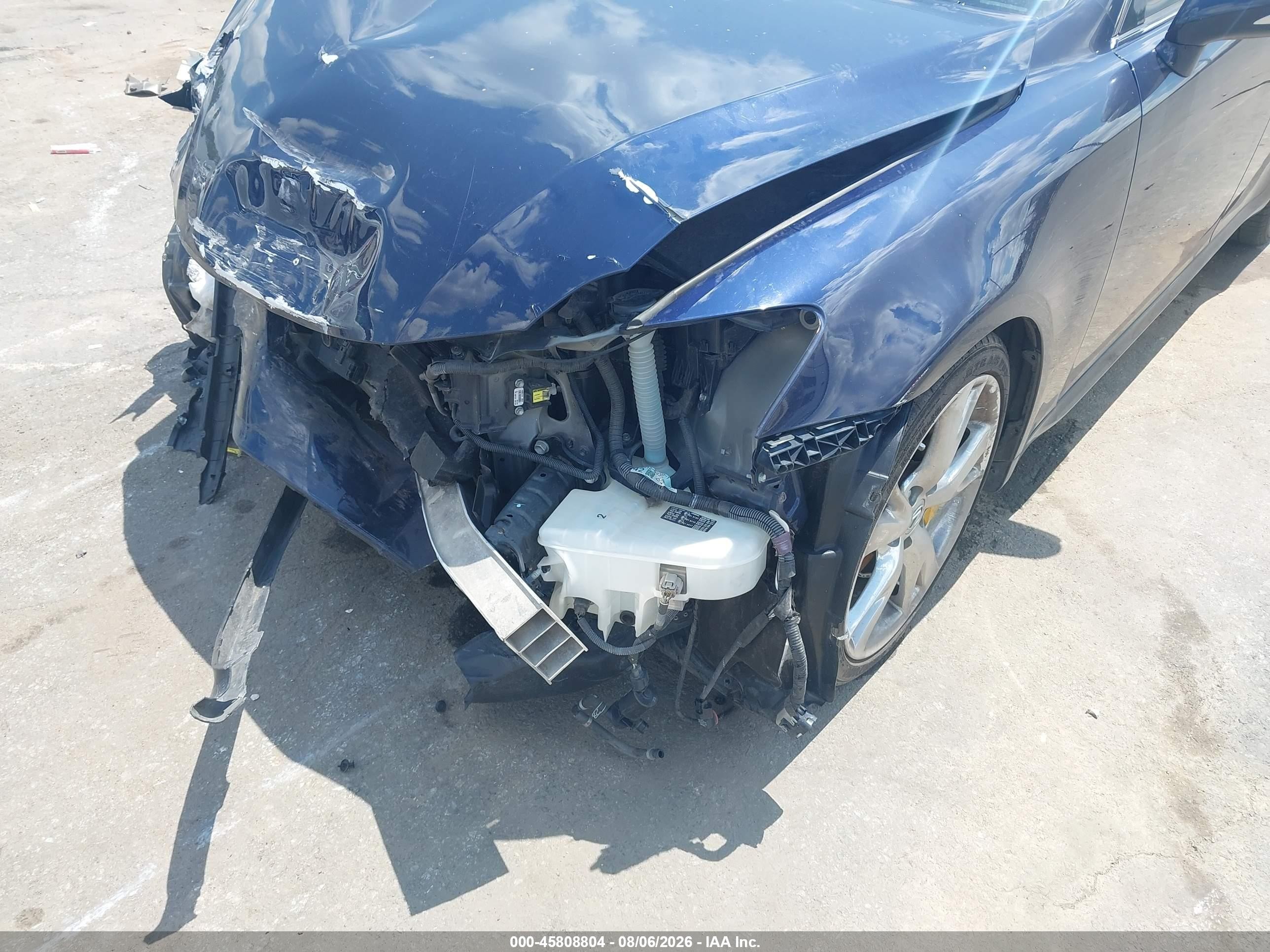 2011 Lexus Is 350   Dark Blue vin: JTHBE5C27B5025552